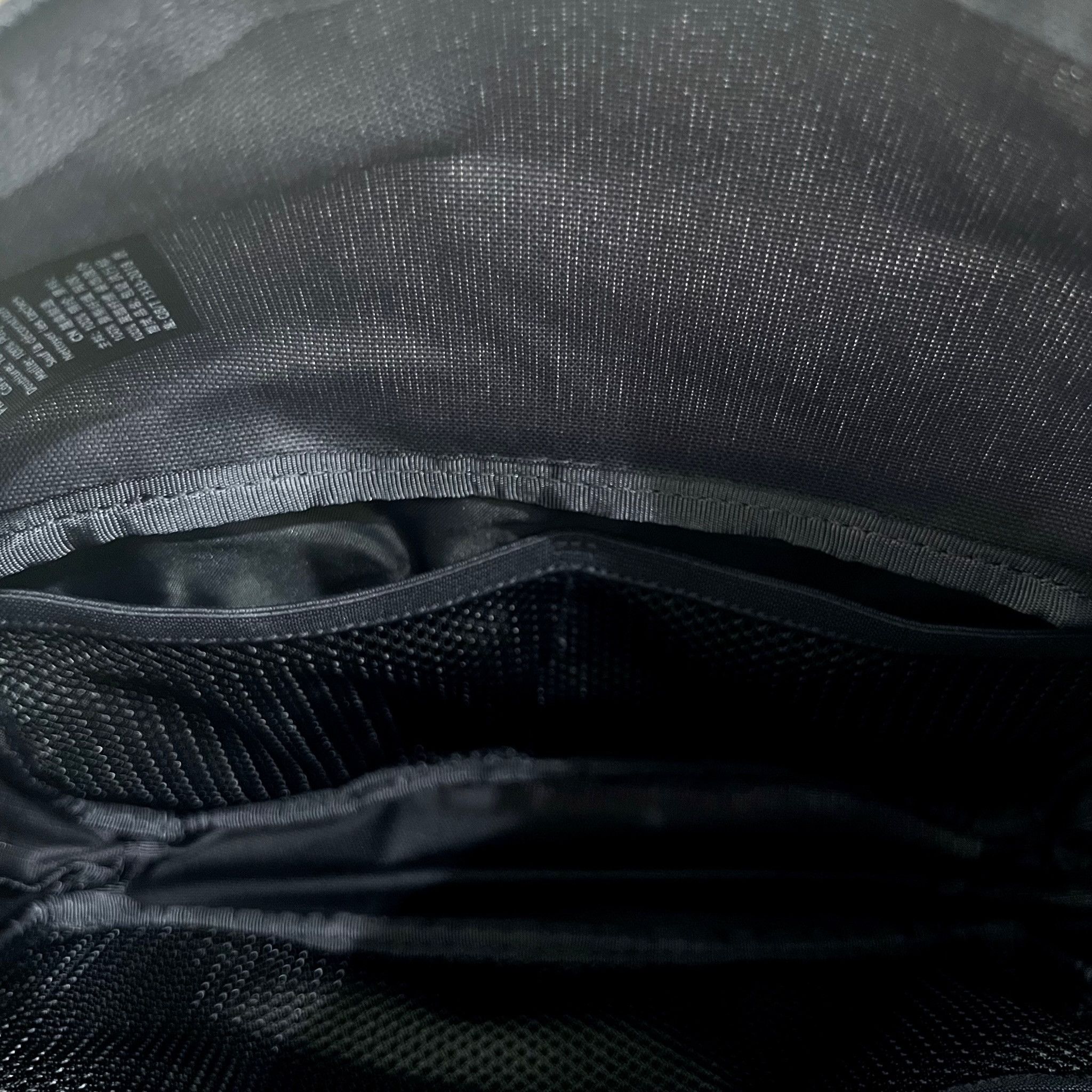 Lululemon Lululemon Early Embark Toiletry Kit Bag / Travel Pouch Size 26 - 10 Thumbnail