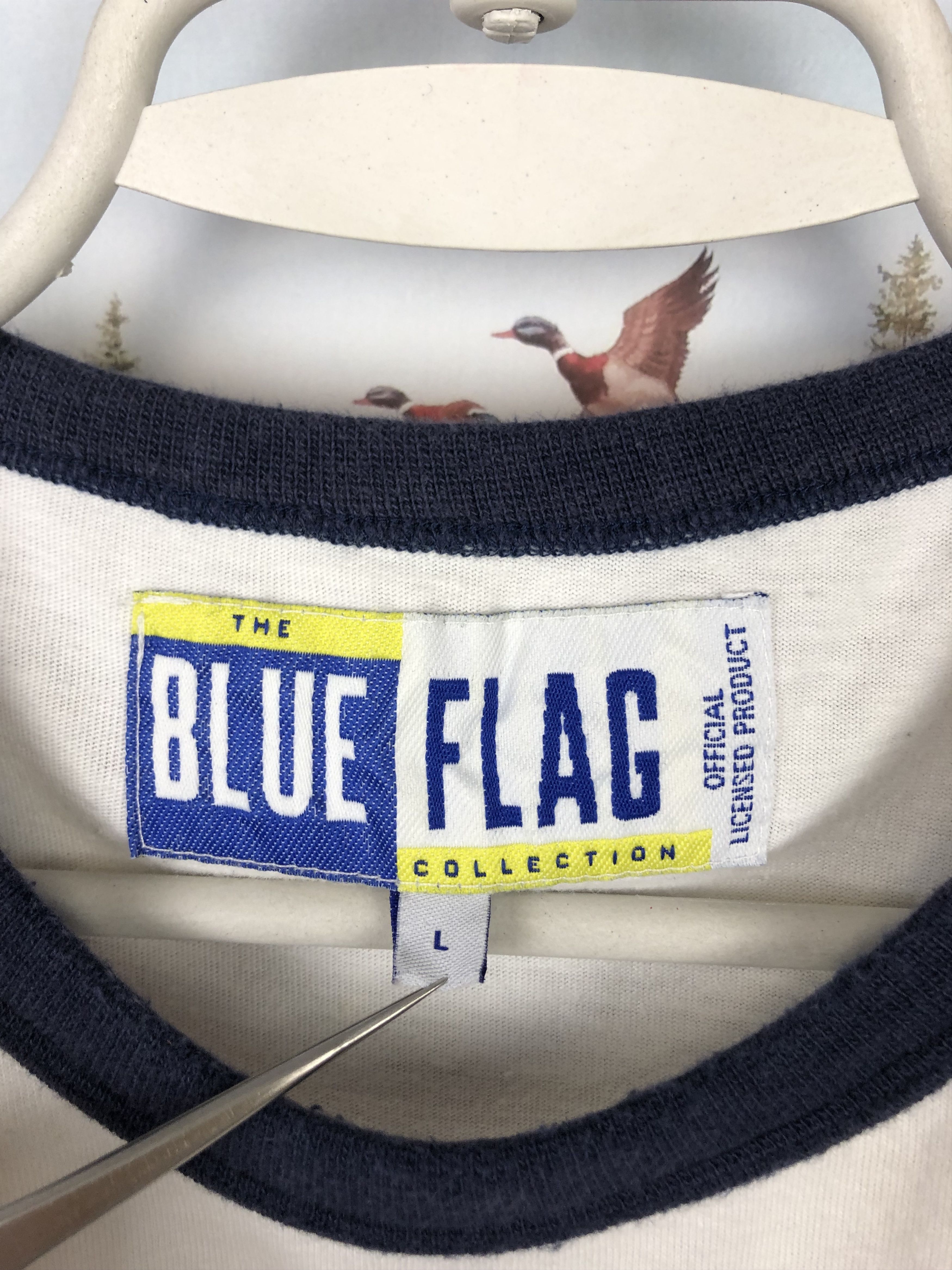 Vintage Vintage Blue Flag Chelsea Football Shirt Soccer Tee Hype Size US L / EU 52-54 / 3 - 5 Thumbnail