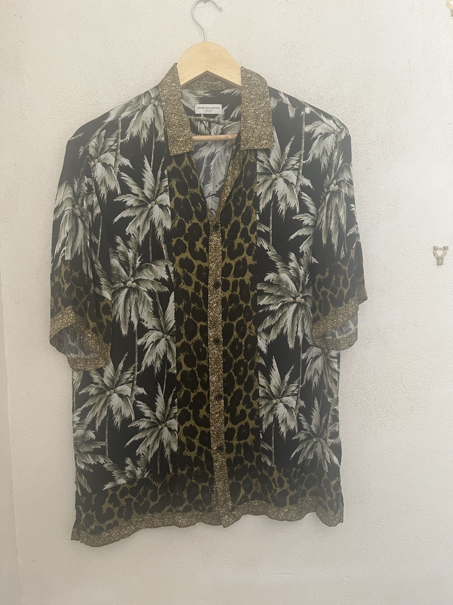 Dries Van Noten Dries Van Noten Carlton-Bis Palm Leopard Print Shirt, 46 Size US S / EU 44-46 / 1 - 1 Thumbnail
