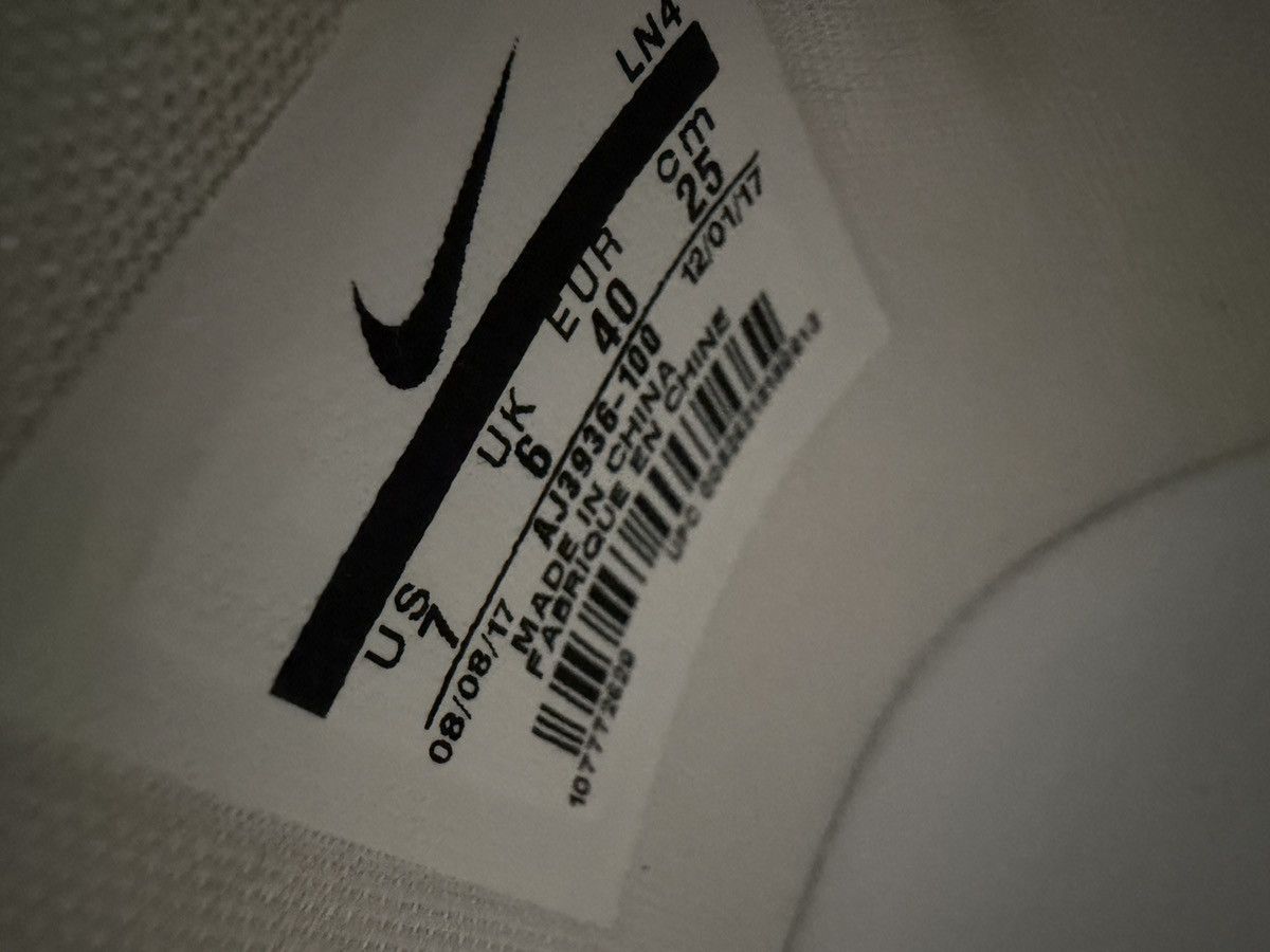 Nike Nike Lebron15 Performance Kith King‘s cloak Size US 7 / EU 40 - 4 Thumbnail