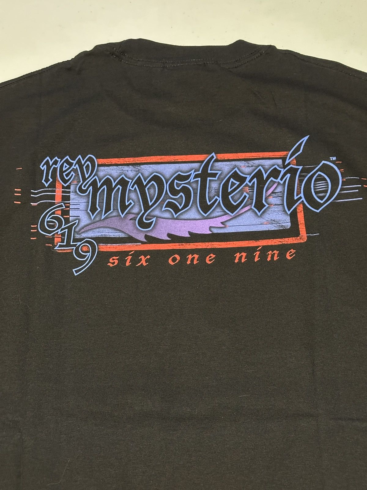 WWE Vtg y2k Rey Mysterio WWE 2002 wrestling T-shirt Size US XL / EU 56 / 4 - 5 Thumbnail