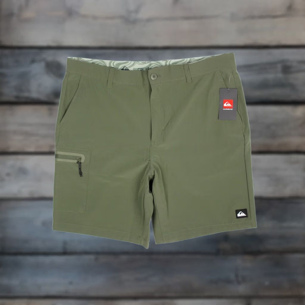 Quiksilver Quiksilver Men’s Hybrid 9" Shorts Cargo Zip Pocket 36 Dusty Olive Green Size US 36 / EU 52 - 1 Thumbnail