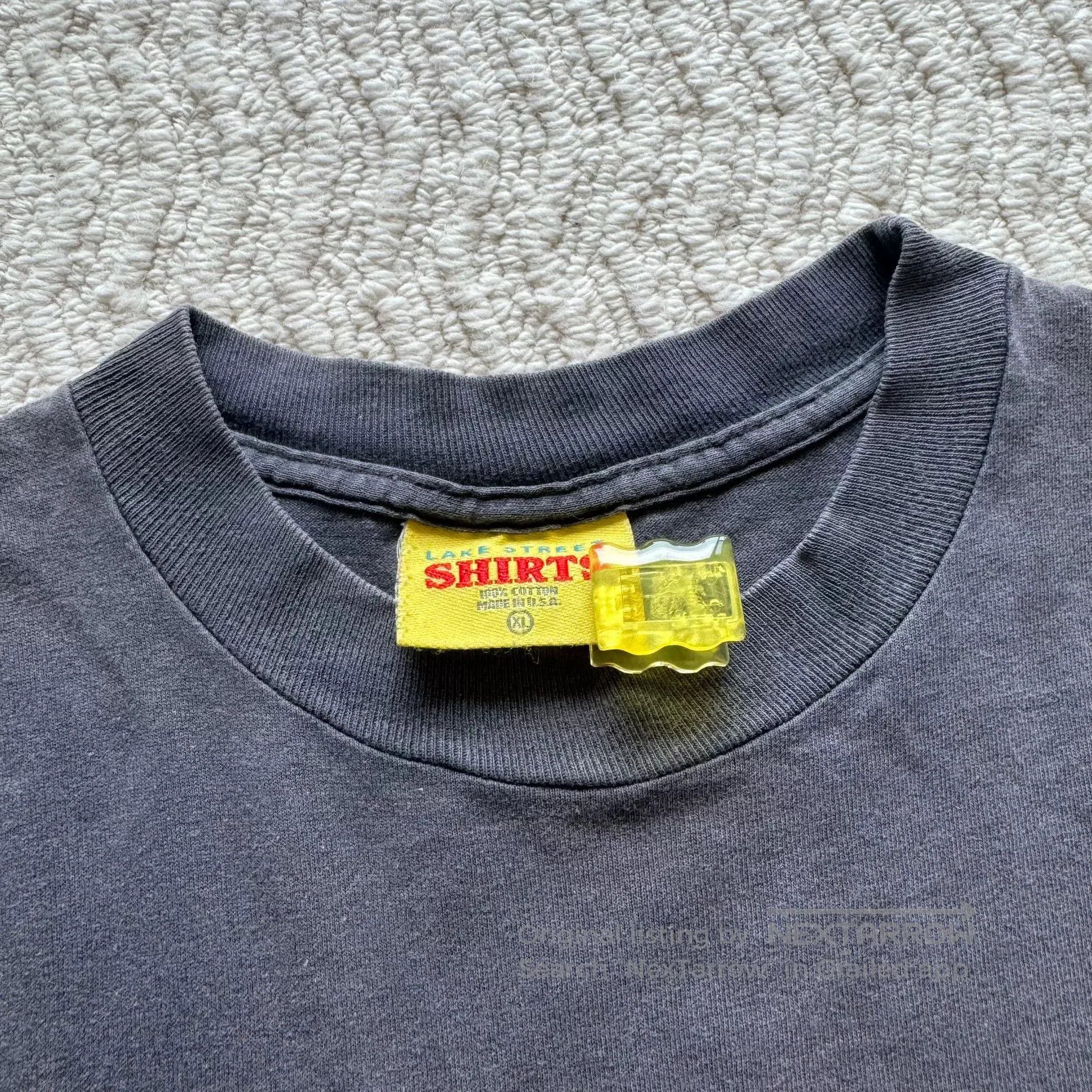 Vintage Vintage 90s Faded Slogan Tee. Size US M / EU 48-50 / 2 - 7 Thumbnail