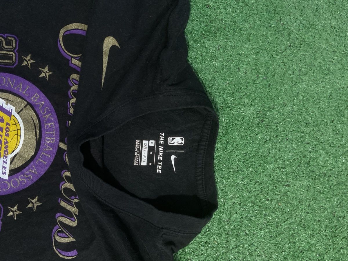 NBA Lakers tshirt nike tee Jersey Size US M / EU 48-50 / 2 - 3 Thumbnail