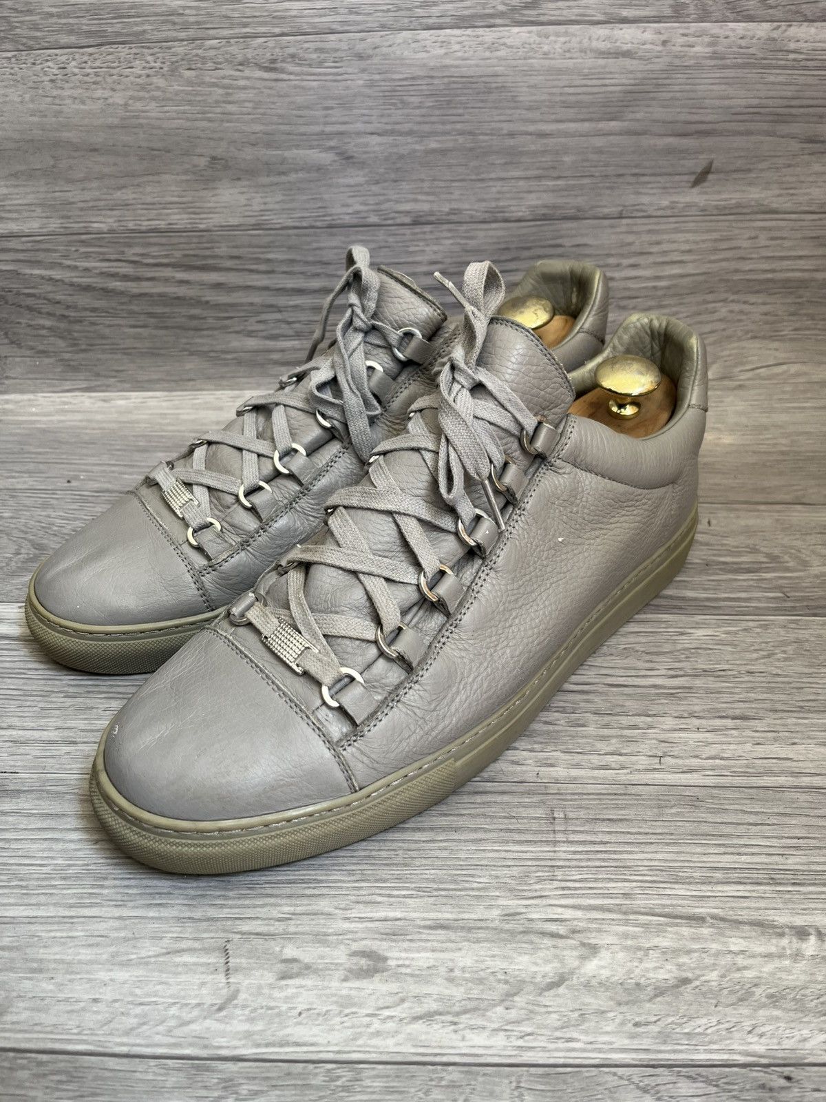 Balenciaga Balenciaga arena low top sneakers sz 45 Size US 12 / EU 45 - 1 Thumbnail
