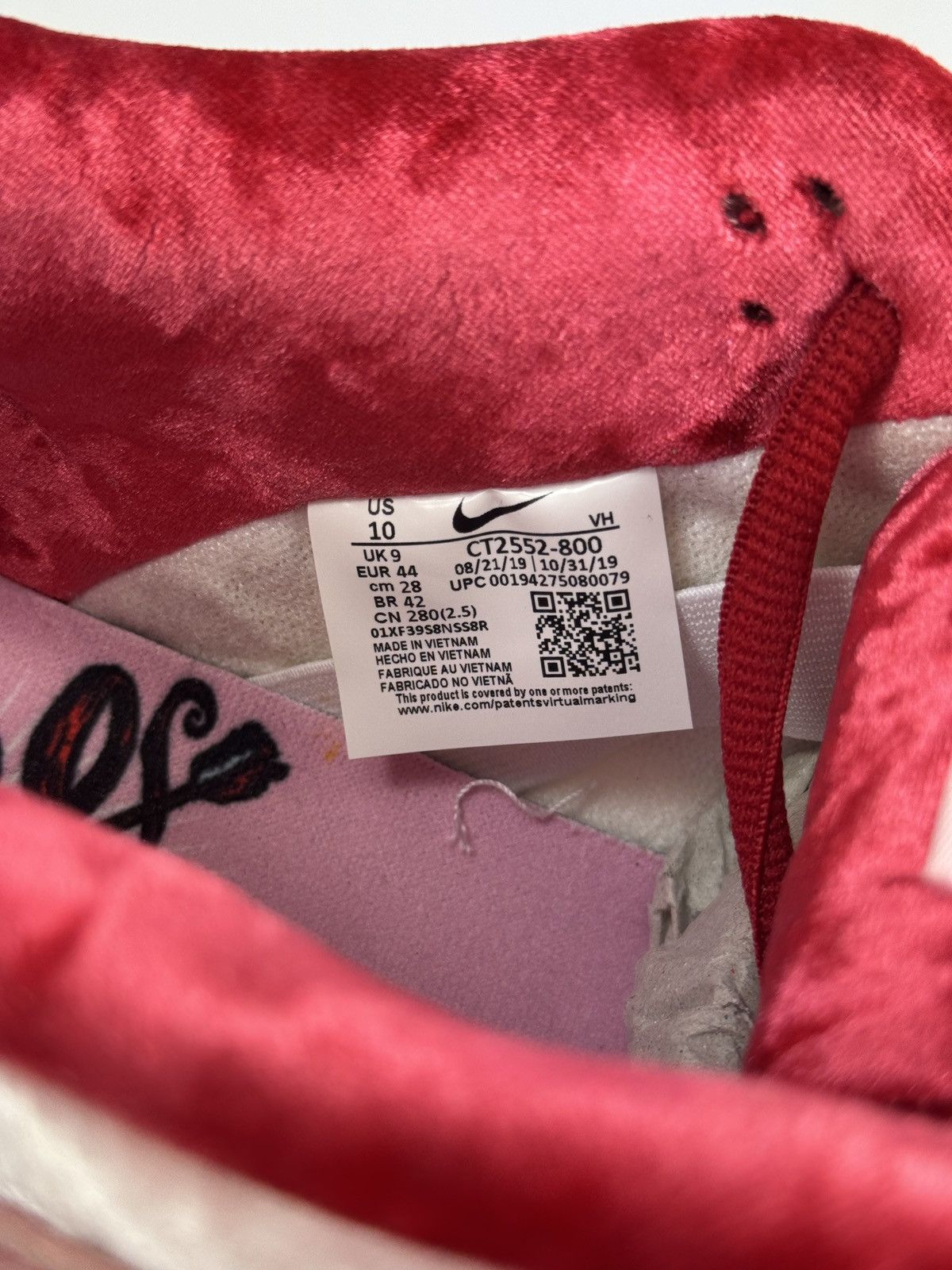 Nike NIKE DUNK SB LOW STRANGE LOVE SKATEBOARD SNEAKERS Size US 10 / EU 43 - 8 Thumbnail