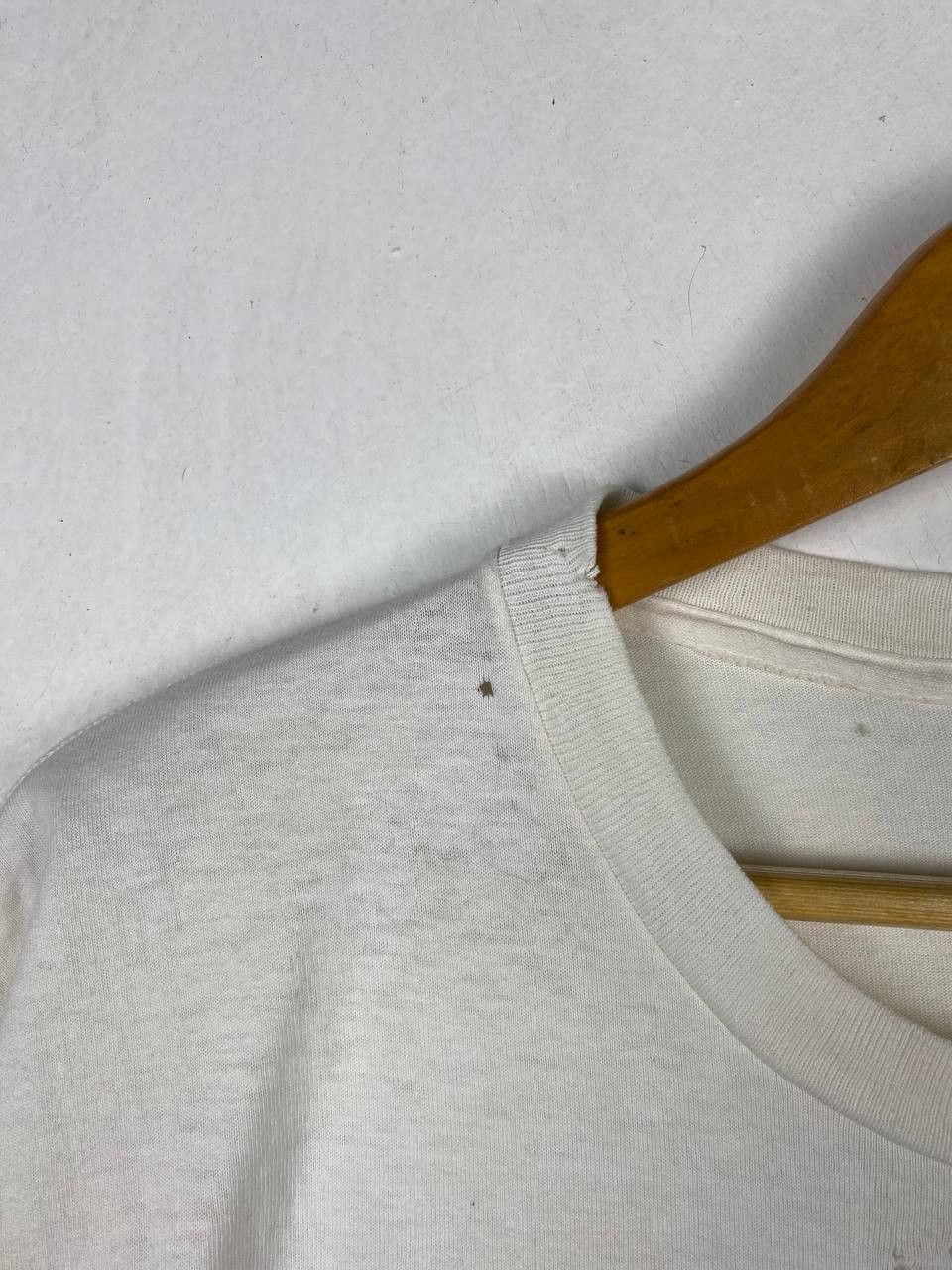 Vintage vintage 90s mgm grand hotel tee distressed Size US L / EU 52-54 / 3 - 4 Thumbnail