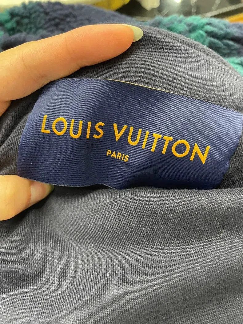 Louis Vuitton Louis Vuitton Green Teddy Fleece Jacket. Size US S / EU 44-46 / 1 - 8 Thumbnail