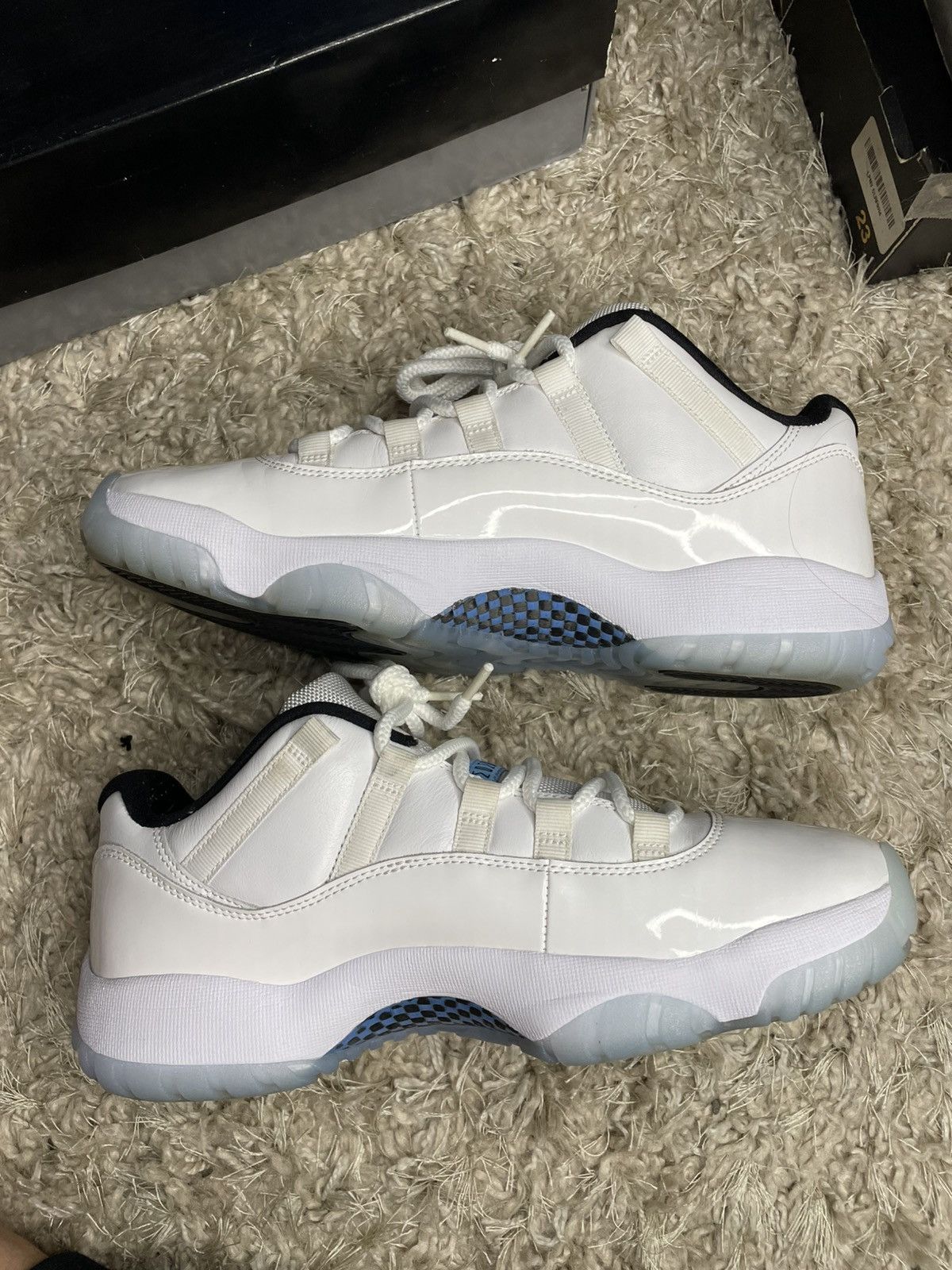 Jordan Brand Jordan 11 Low Legend Low Size US 10 / EU 43 - 3 Thumbnail