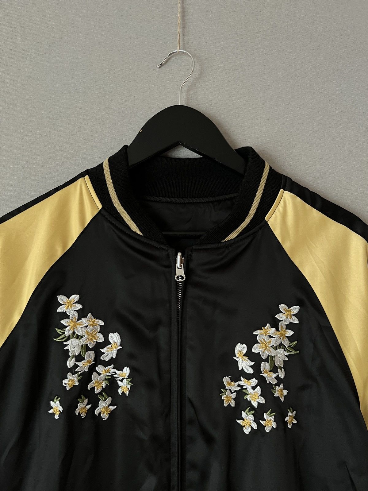 Japanese Brand Hong Kong Sukajan Crane and Flowers Reversible Bomber Jacket Size US XL / EU 56 / 4 - 6 Thumbnail