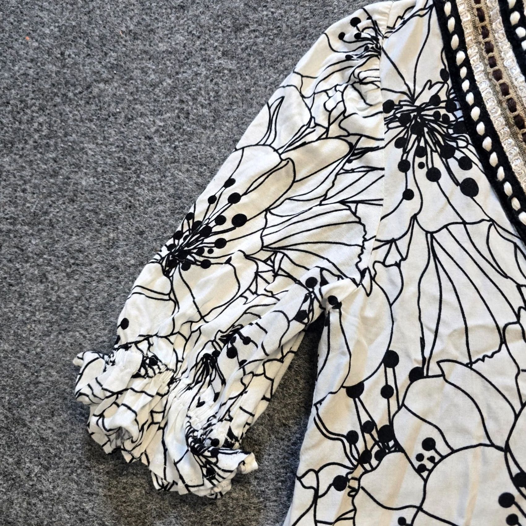 Vintage Blank London Top Womens Size Small White Embroidered Anthropologie Casual Boho Shirt Puff Sleeve V-Neck Ladies Regular White, UK Size S Size S / US 4 / IT 40 - 5 Thumbnail