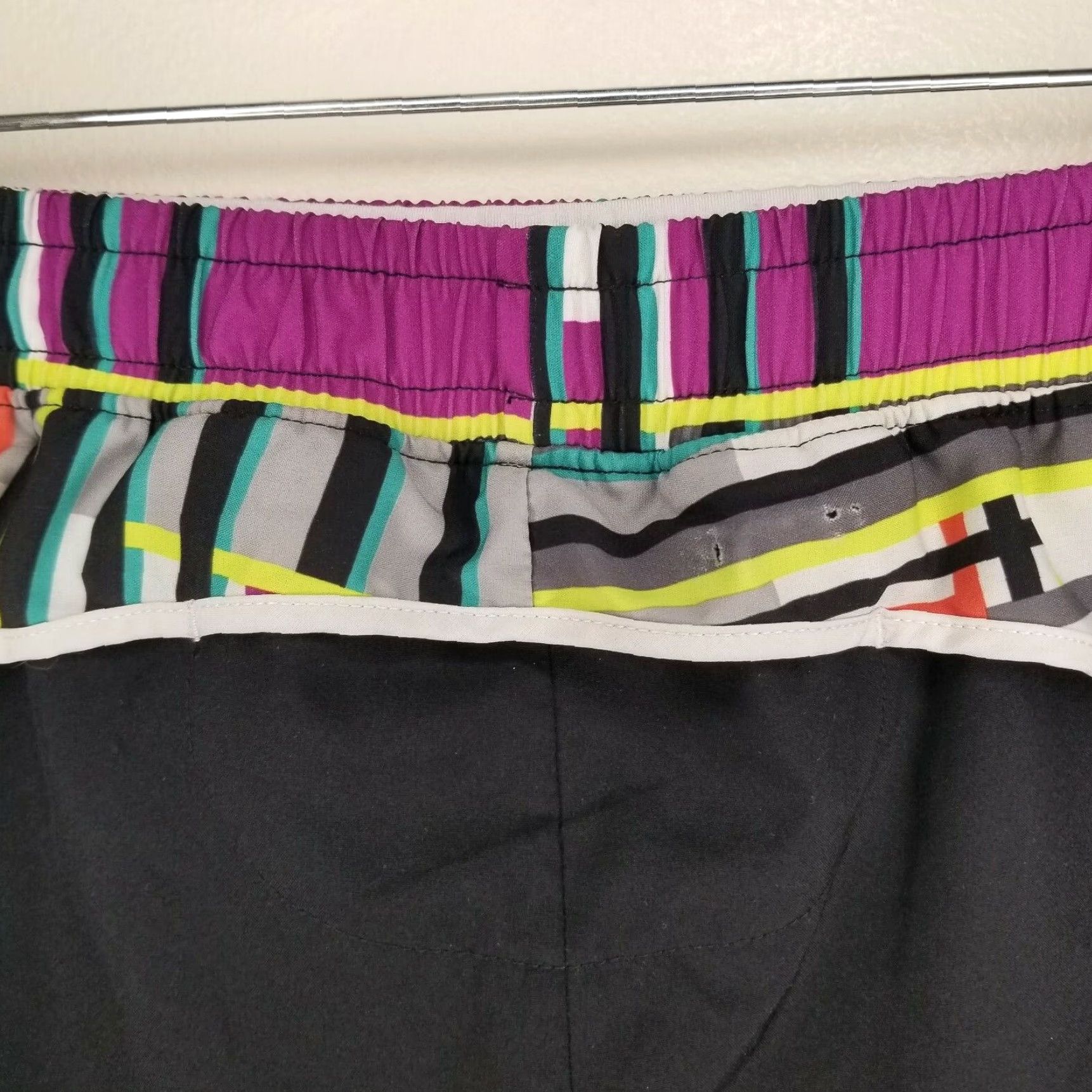 Fabletics Fabletics Women's Multicolored Running Shorts Size Small Size 28" / US 6 / IT 42 - 5 Thumbnail
