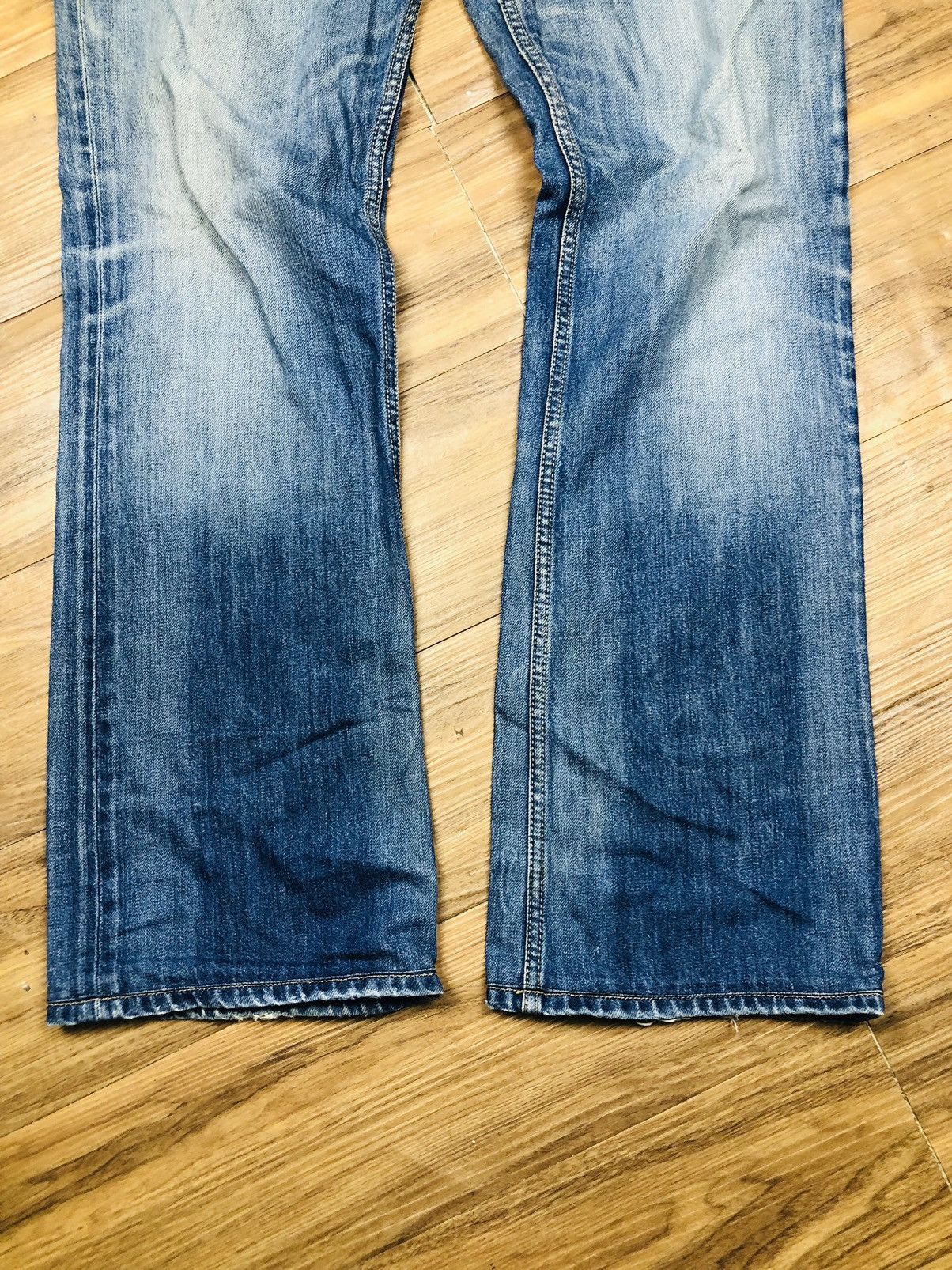 Diesel Diesel Industry Distress Jeans (33) Size US 31 - 4 Thumbnail