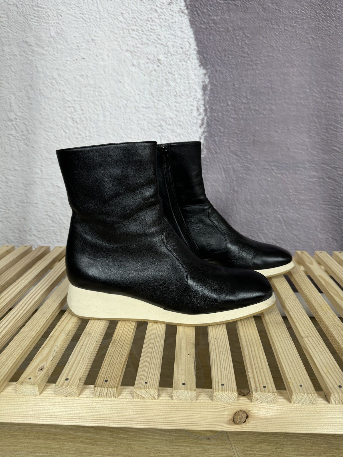 Designer Chie Mihara black leather ankle boots Size US 10 / IT 40 - 2 Thumbnail