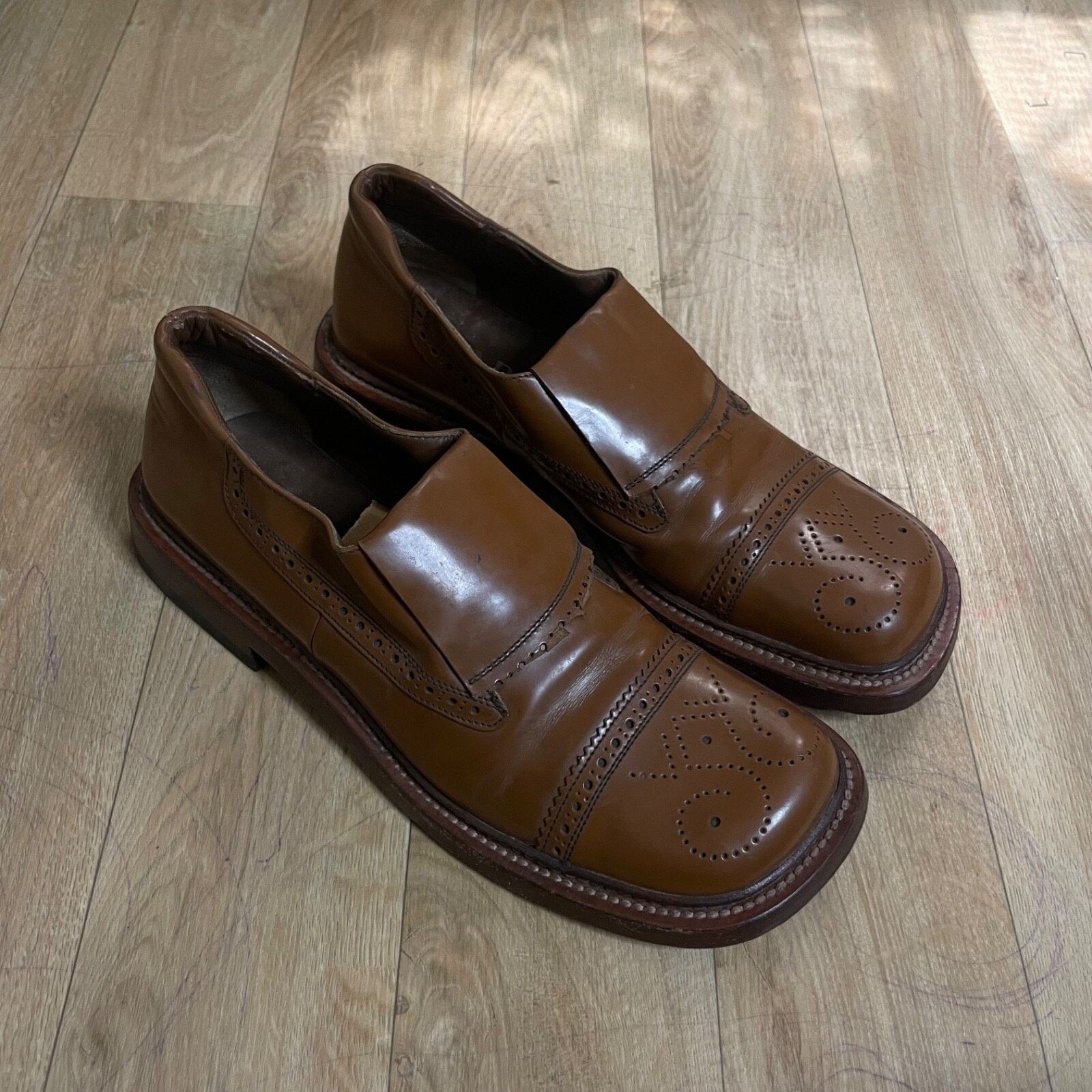 Prada VINTAGE Prada Womens SHOES LOAFER PATENT LEATHER Y2K BROWN Size US 9.5 / IT 39.5 - 2 Thumbnail