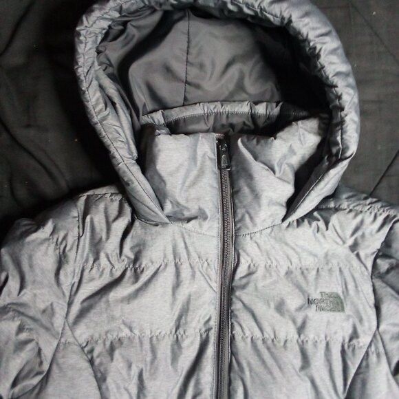The North Face North Face 550 Down Fill Puffer Jacket Hooded Coat Size XS / US 0-2 / IT 36-38 - 1 Thumbnail