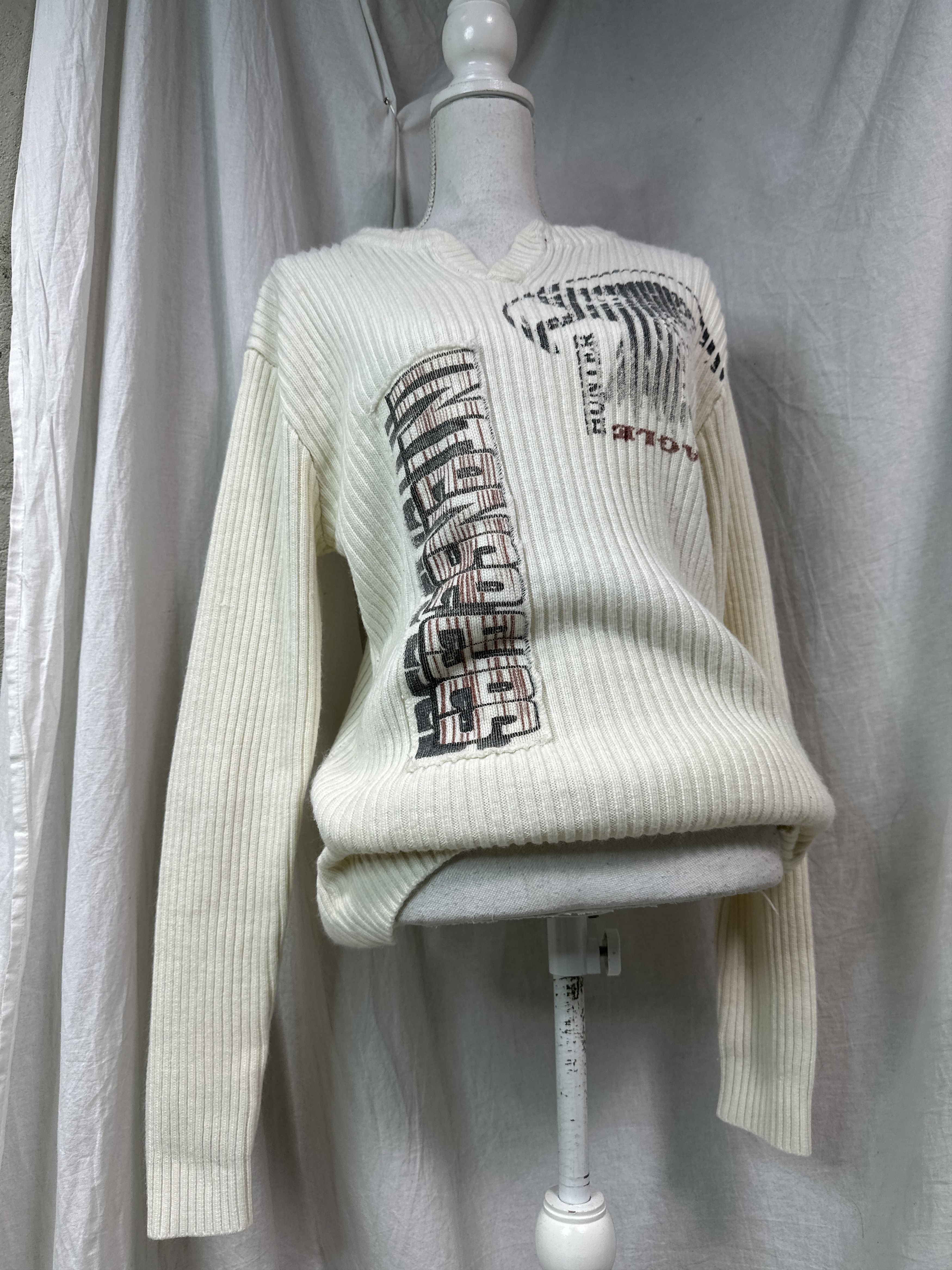 Vintage Vintage Streetwear Skater Ribbed Printed Sweater Y2K Size US L / EU 52-54 / 3 - 1 Thumbnail