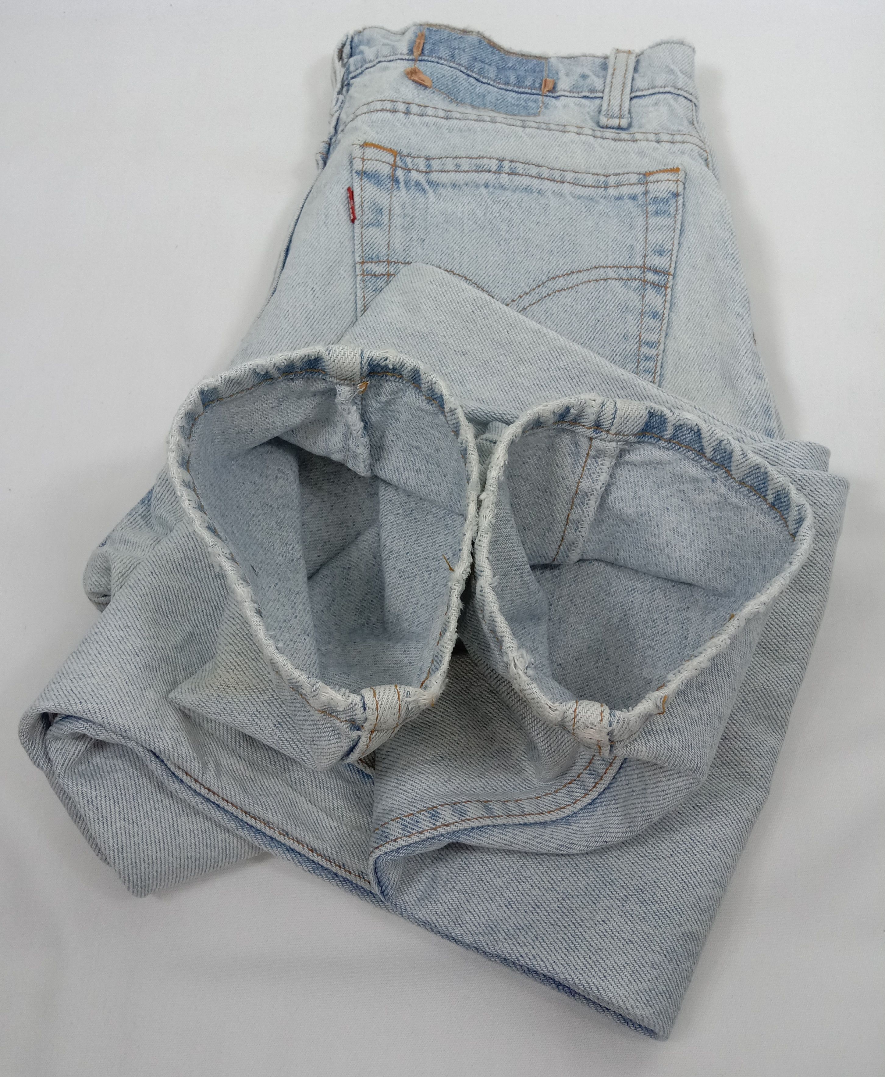 Levi's Vintage 90s Levi's 550 Jeans Light Wash Relaxed Fit Denim Size US 30 / EU 46 - 15 Thumbnail
