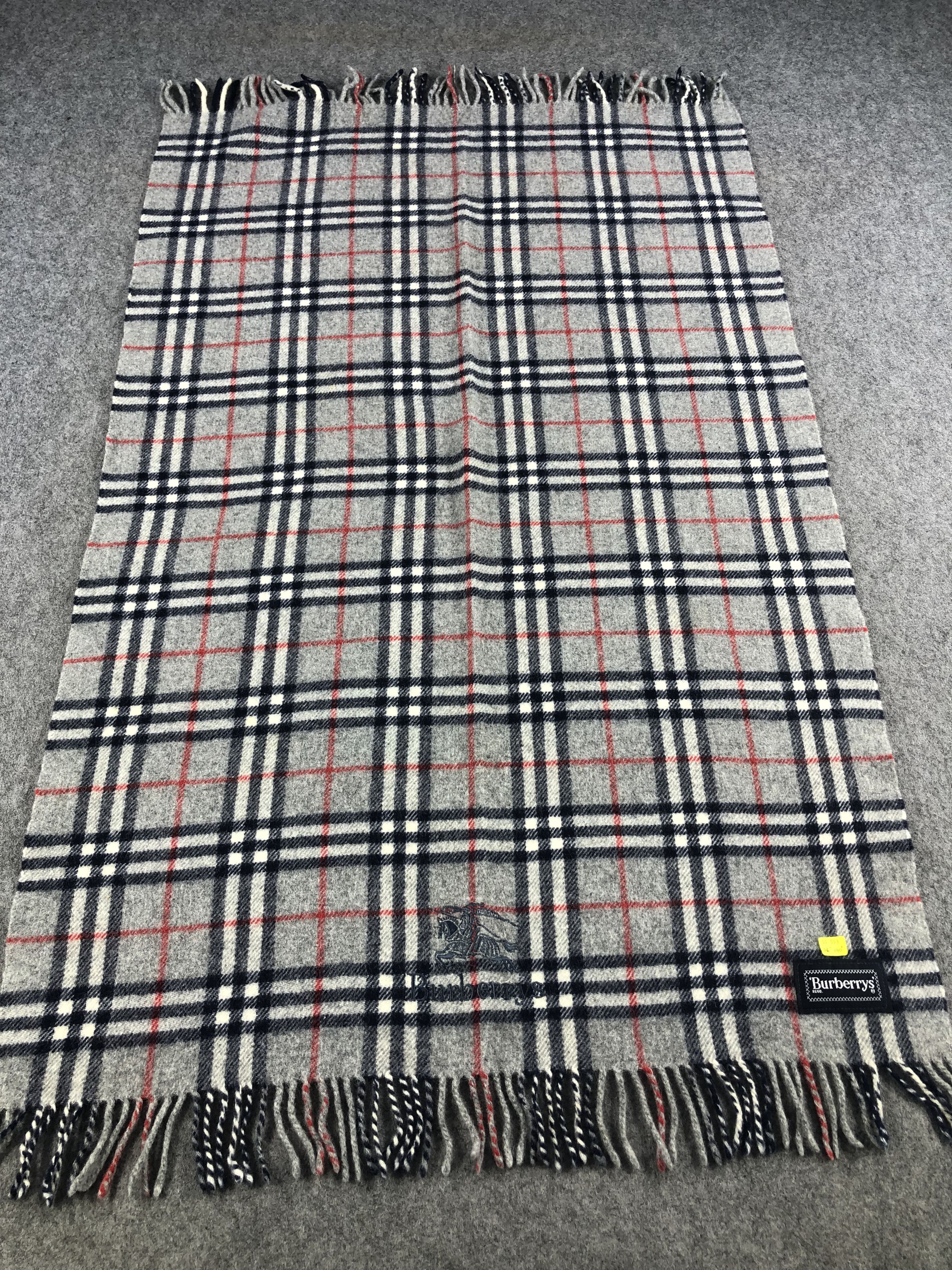 Burberry Burberry Lambswool Scarf / Muffler / Neckwear Size ONE SIZE - 2 Thumbnail