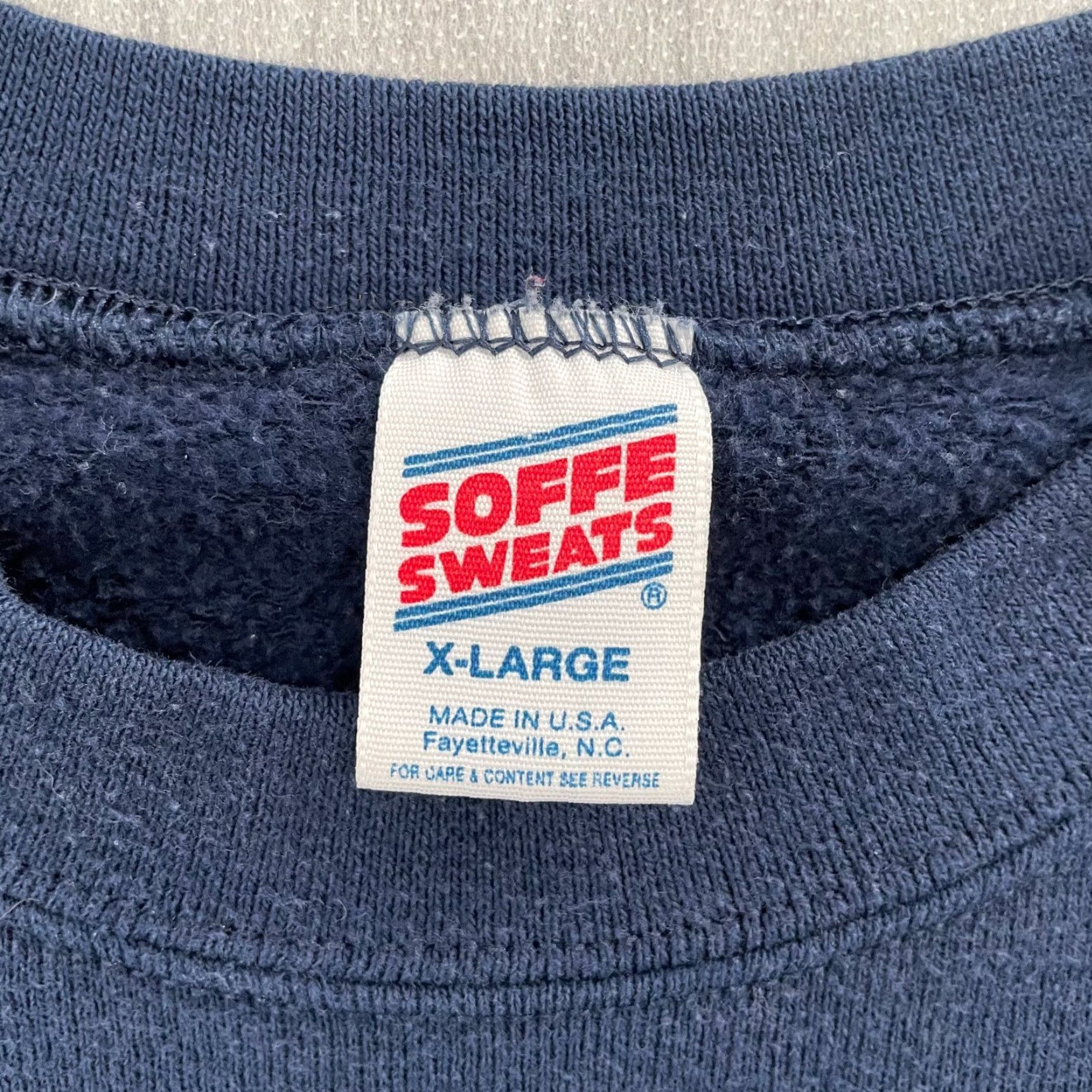 Vintage VINTAGE United States Marines Sweater Adult Extra Large Blue Pullover Mens XL Brand Soffe Sweats Classic Fit Men’s Knit Style Pullover Size US XL / EU 56 / 4 - 4 Thumbnail