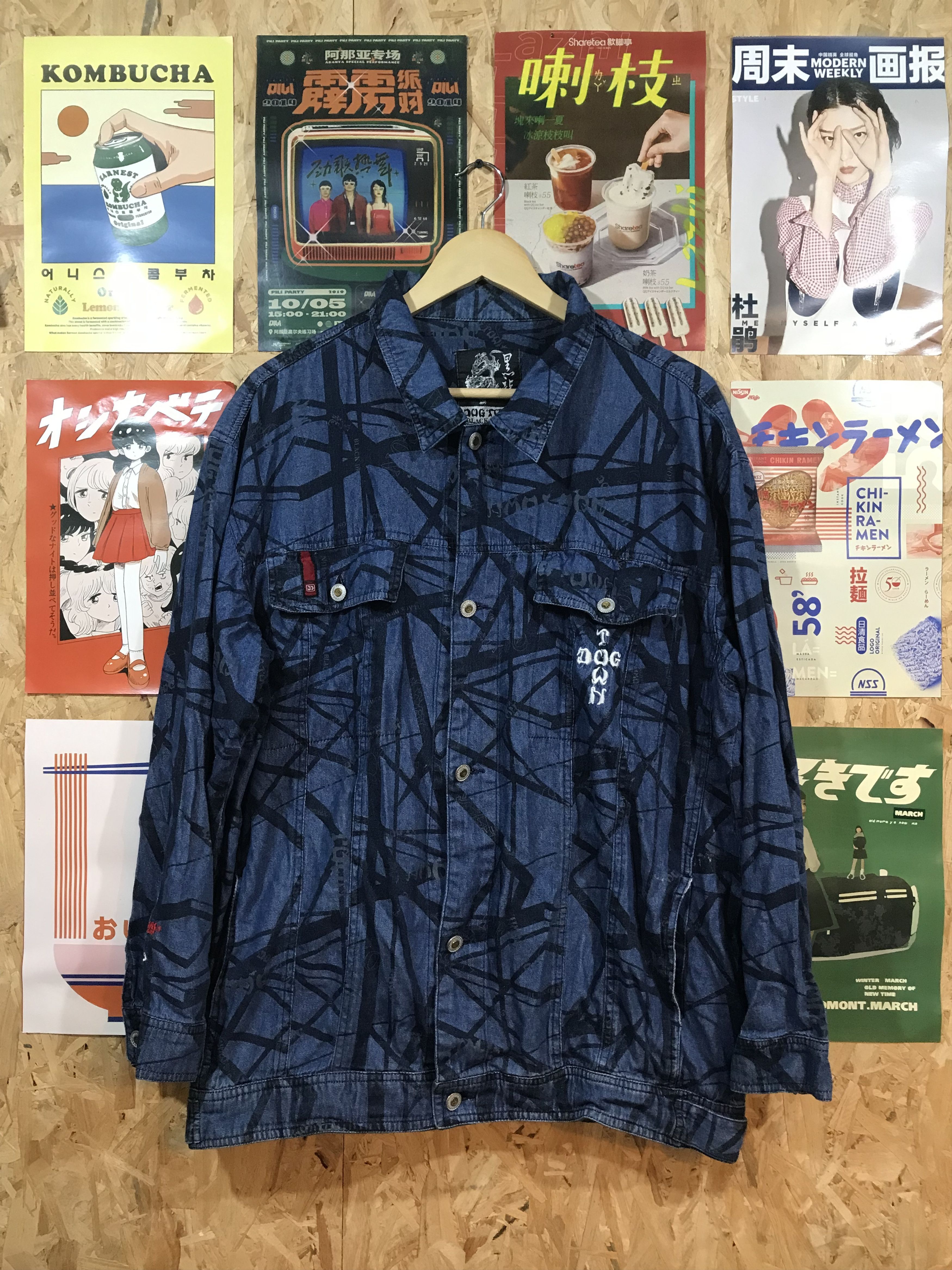 Dogtown × Santa Cruz Skateboards Dogtown Button Up Over Print Size US XL / EU 56 / 4 - 2 Thumbnail