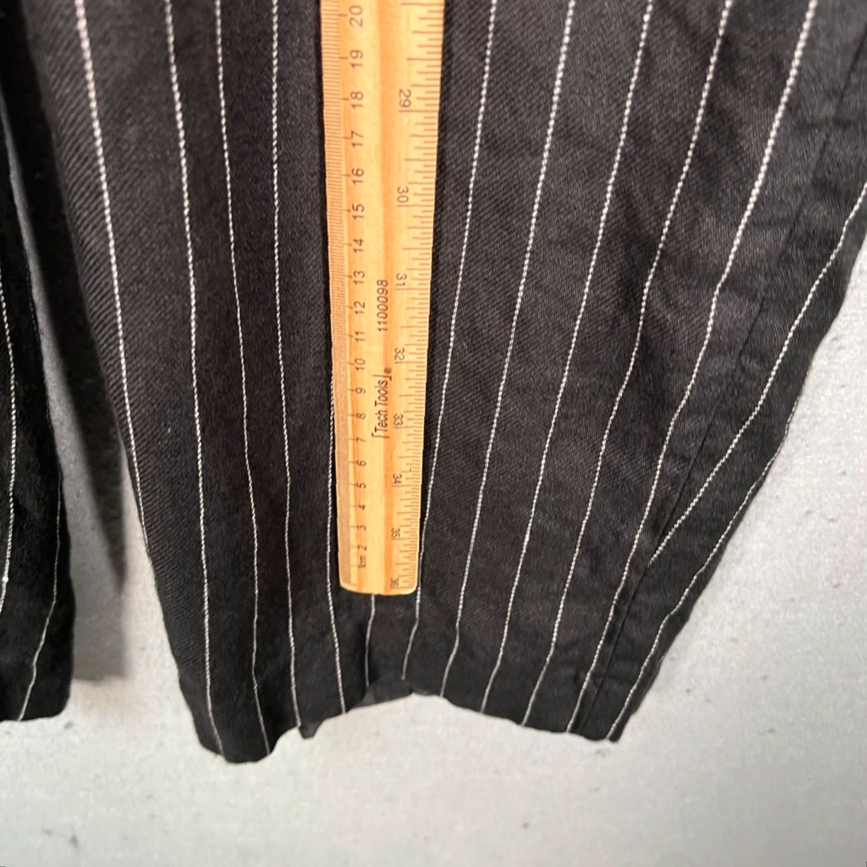 Ralph Lauren Lauren Ralph Lauren Womens 12 Petite Black Pinstripe Linen Trousers Straight Leg Pants 12P Black Linen Pinstripe Dress Pants Womens Petite Men? Size 34" / US 12 / IT 48 - 6 Thumbnail