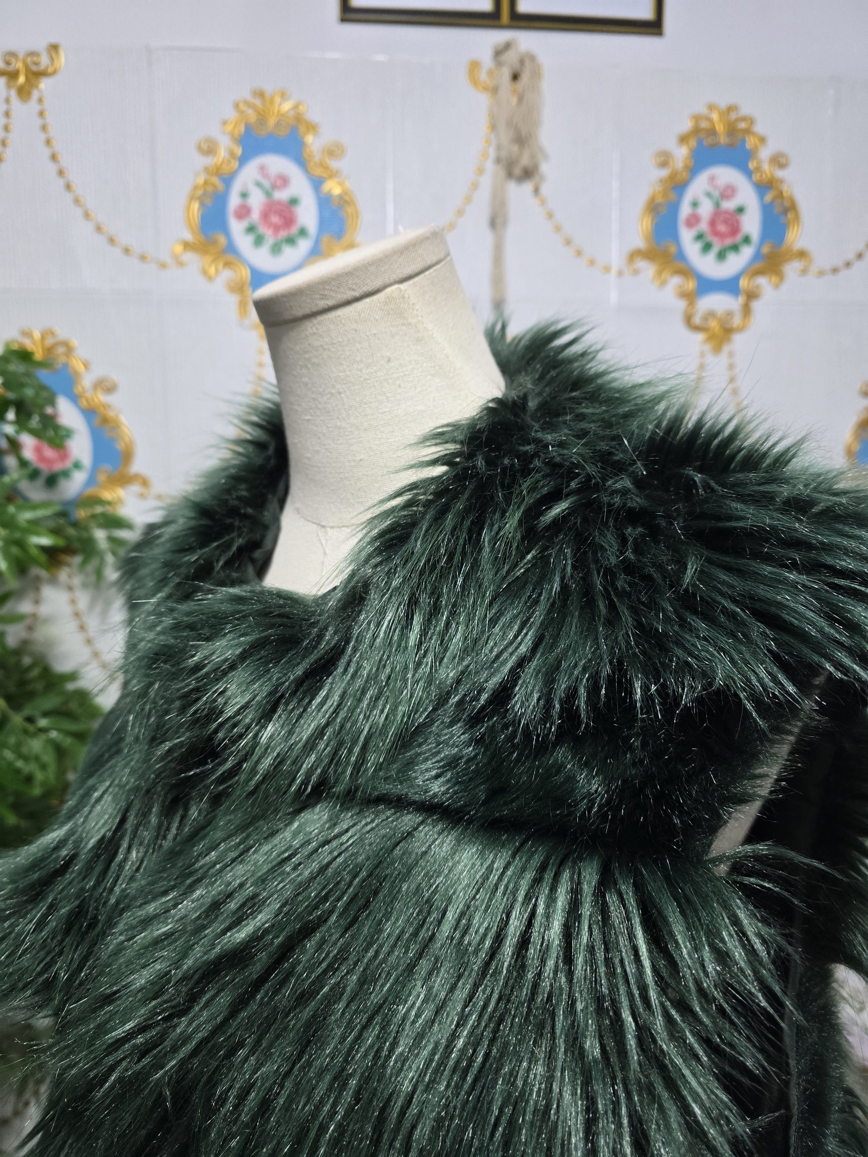 Liu Jo LIU JO beautiful green FUR for women size MEDIUM Size M / US 6-8 / IT 42-44 - 11 Thumbnail