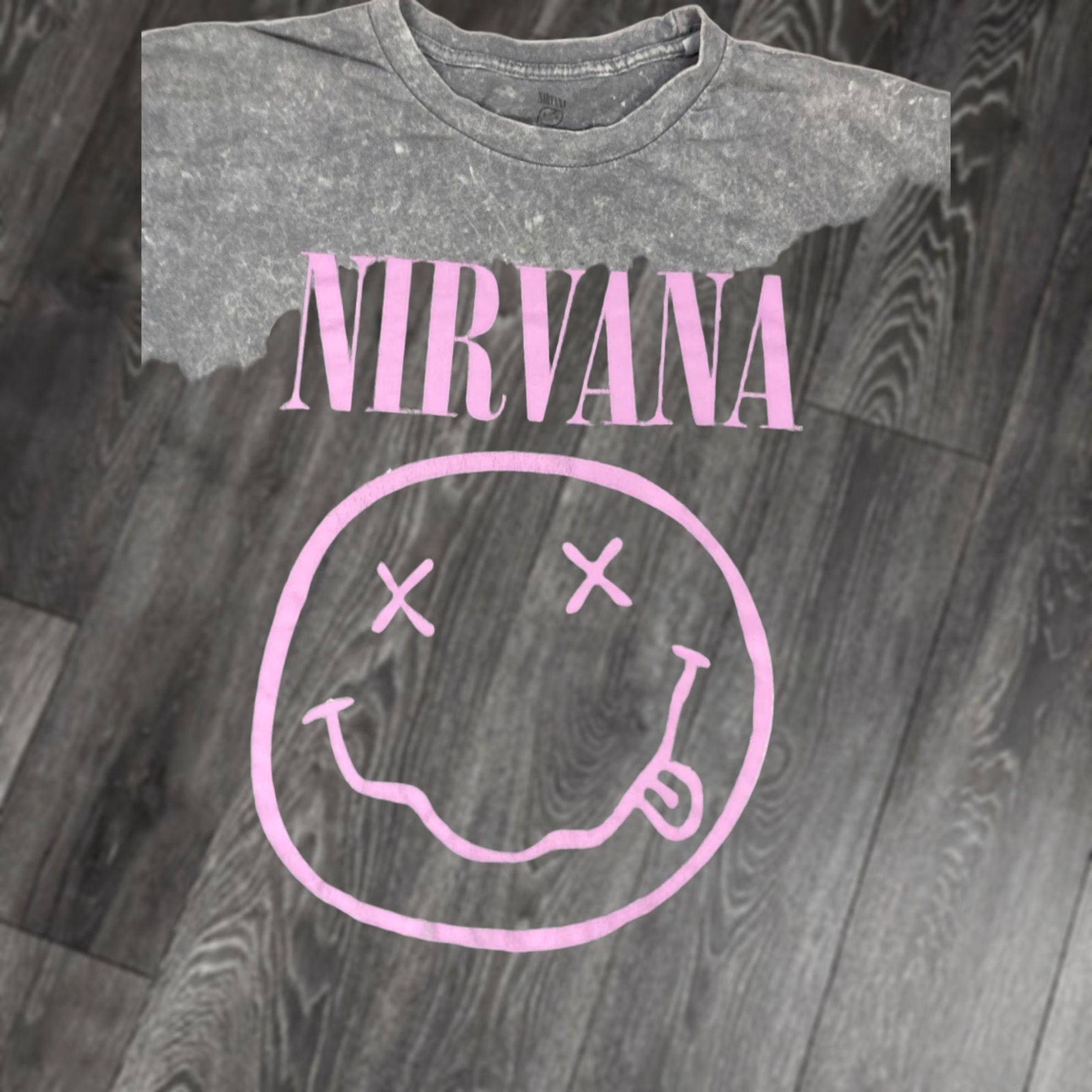 Logo 7 Nirvana Graphic Print T-shirt Men L Gray Acid Wash Logo Happy Face Music Shirt Size US L / EU 52-54 / 3 - 1 Thumbnail