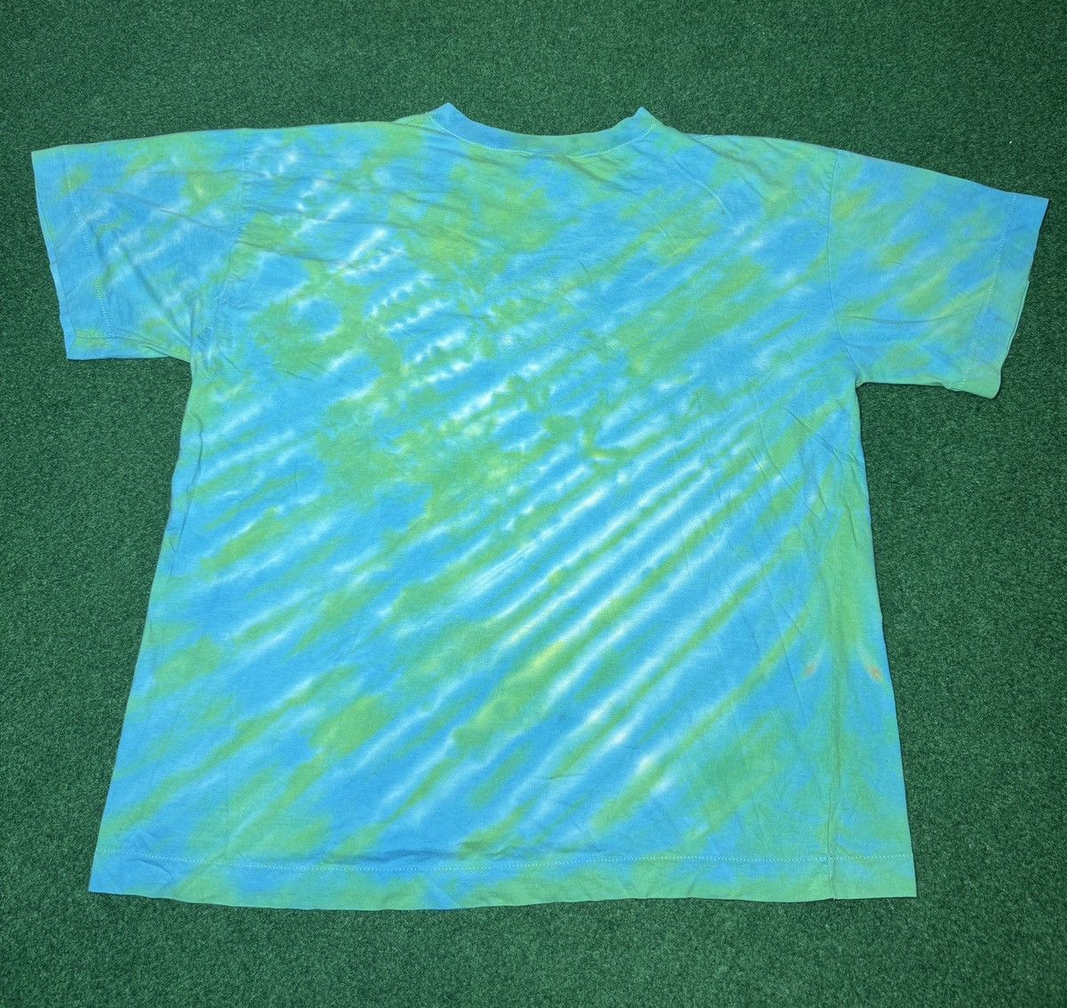 Vintage Vintage 90s Gooses Australia Aboriginal Snake Art T Shirt Size US XL / EU 56 / 4 - 4 Thumbnail