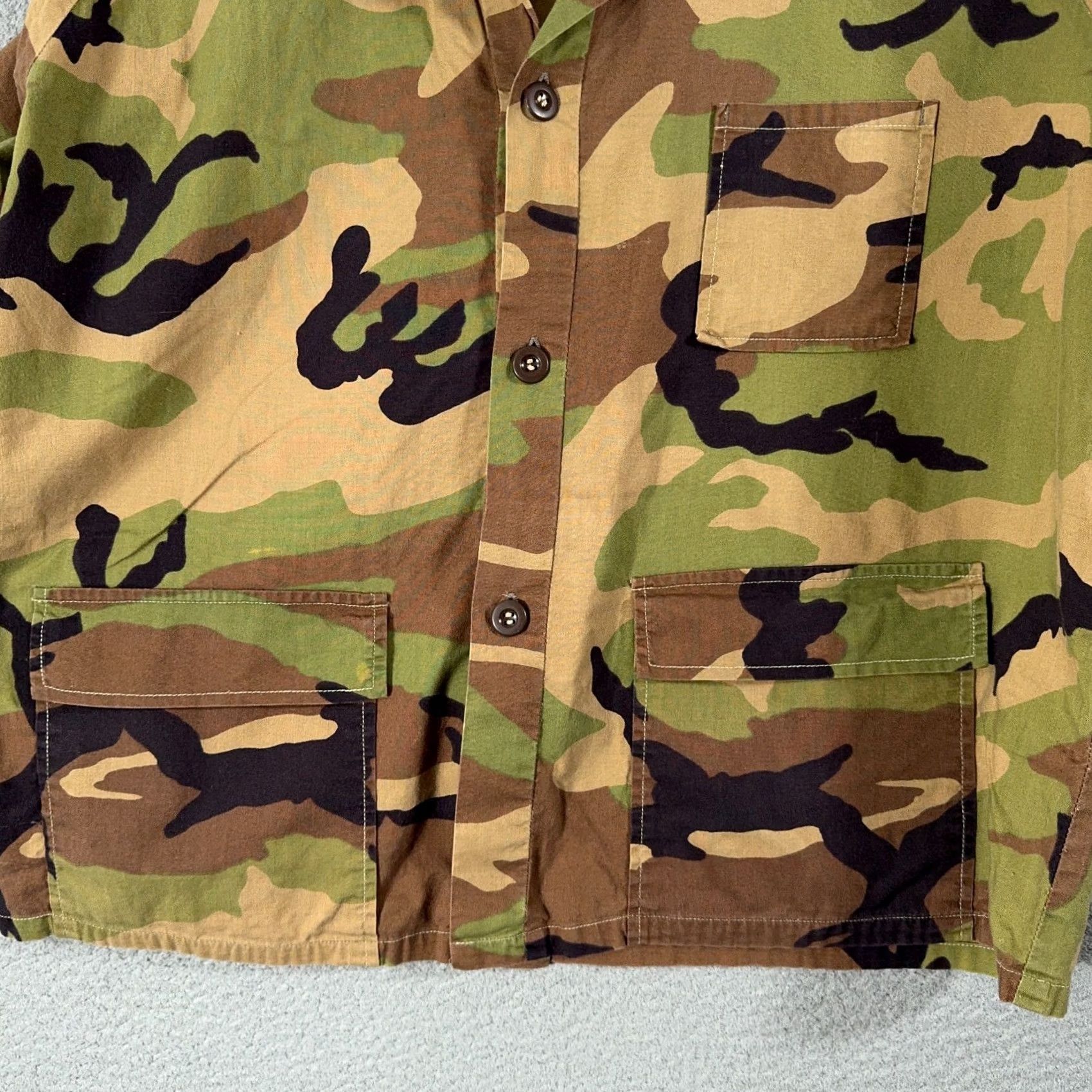 Vintage Vtg 80s Game Winner Woodland Camo Hunting Shirt XL Boxy Fit 3 Pocket Gorpcore Size US XL / EU 56 / 4 - 7 Thumbnail