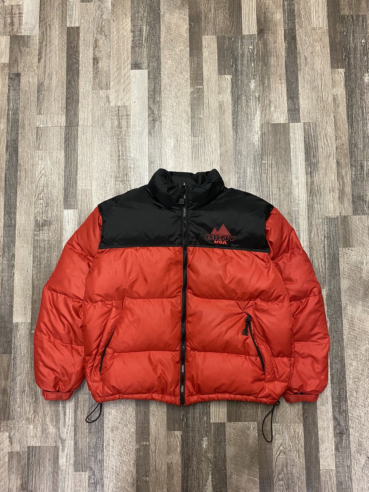 DKNY × Vintage Vintage 90’s DKNY USA Puffer Jacket Zip Up Y2K TNF Size US M / EU 48-50 / 2 - 1 Thumbnail