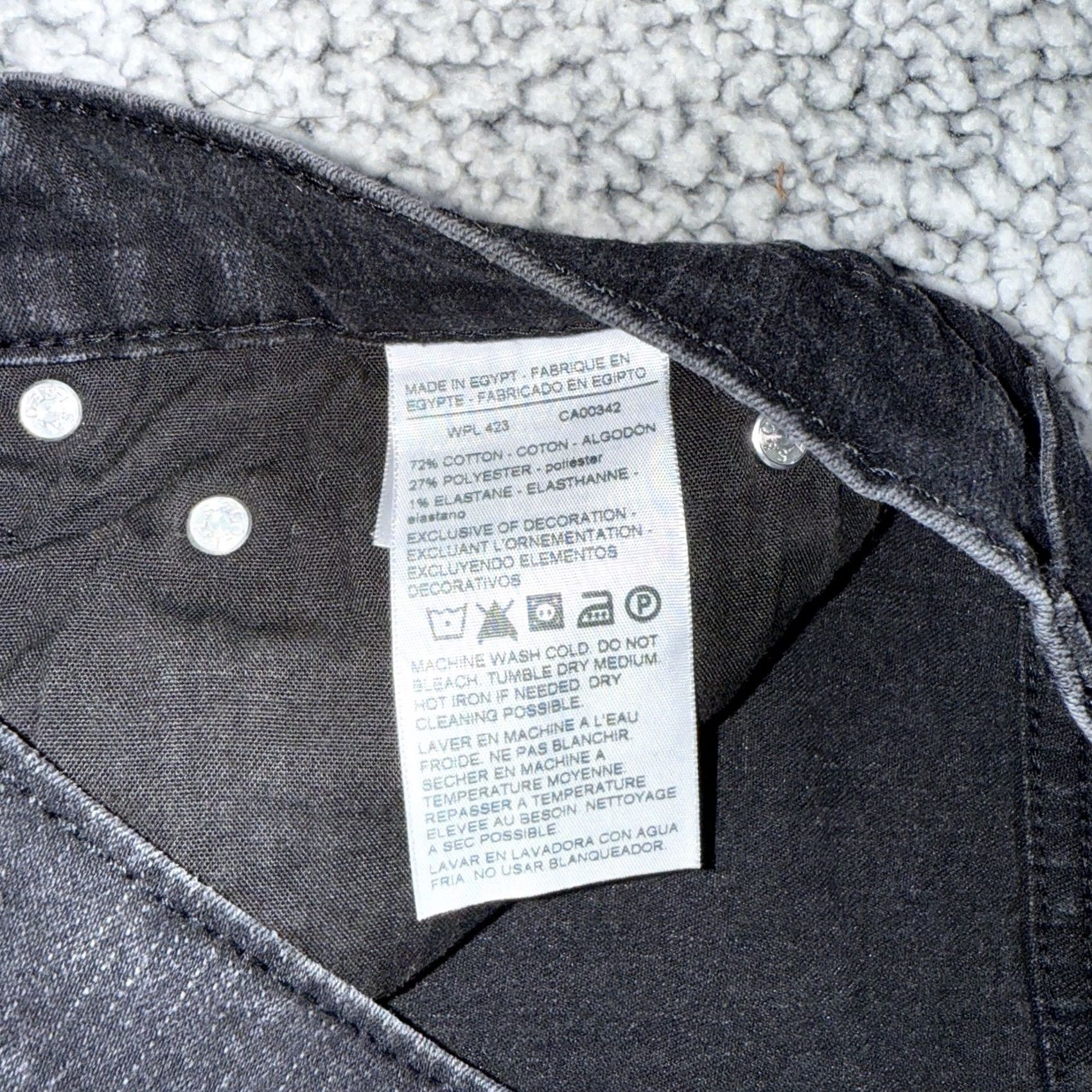 Levi's Item Specifications: Size: 8.5 US Size US 32 / EU 48 - 4 Thumbnail