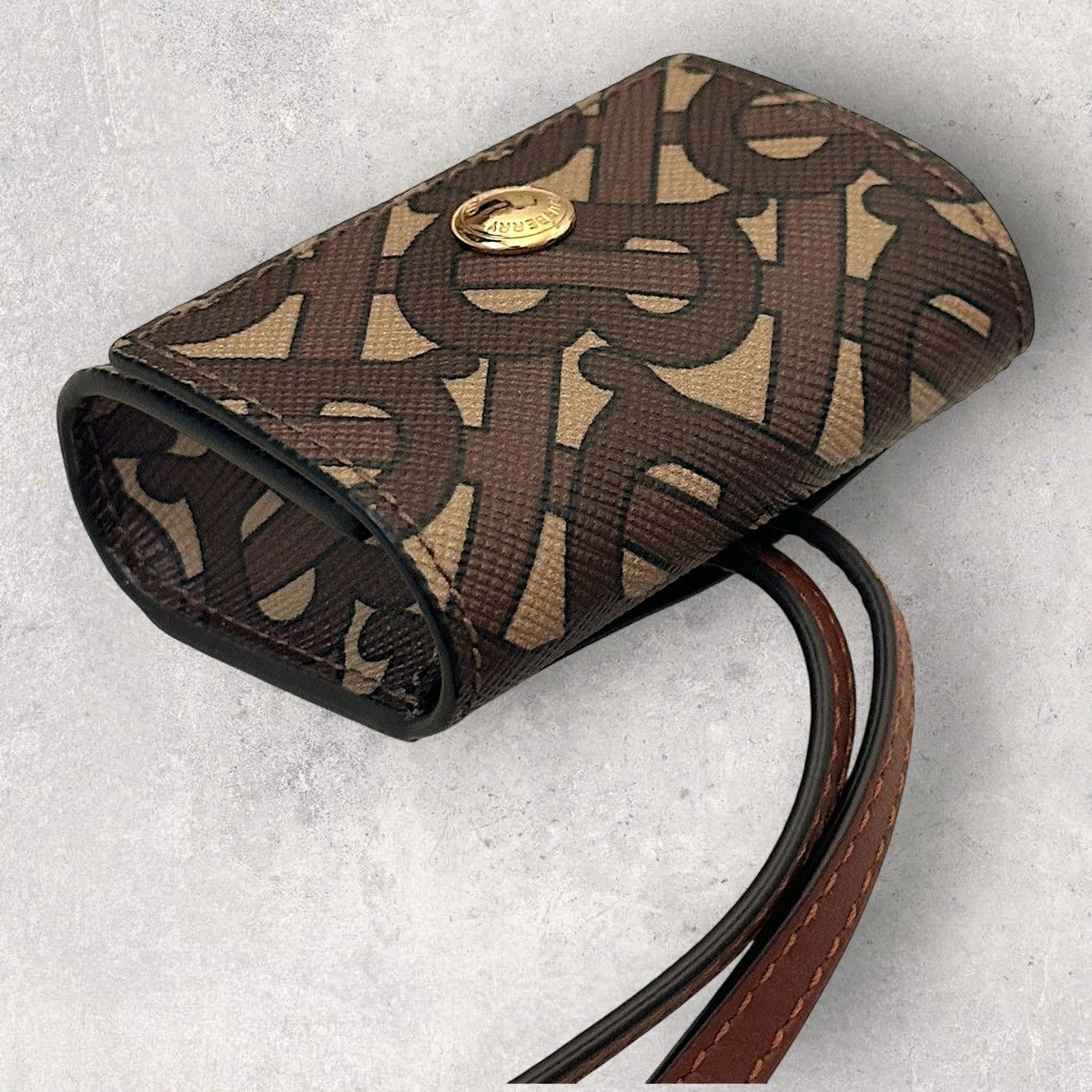 Burberry Burberry TB Monogram AirPod Pro Case Size ONE SIZE - 3 Thumbnail