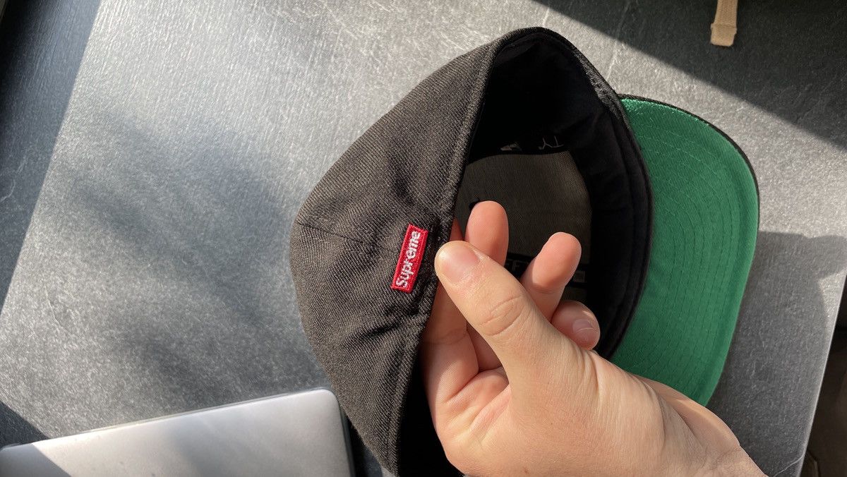 New Era × Supreme Supreme x New Era AW12 zebra hat Size ONE SIZE - 11 Thumbnail