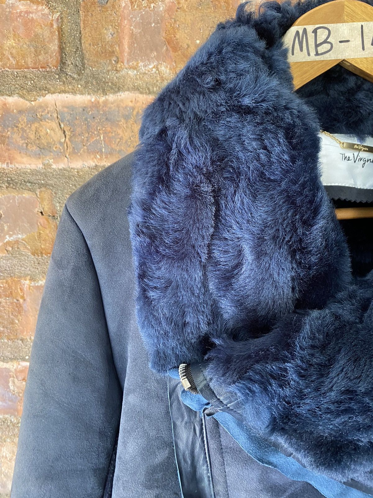 KMRii 2000s Virgina Japan Luxury Sheepskin Fur Vkei Jablet Size M / US 6-8 / IT 42-44 - 7 Thumbnail