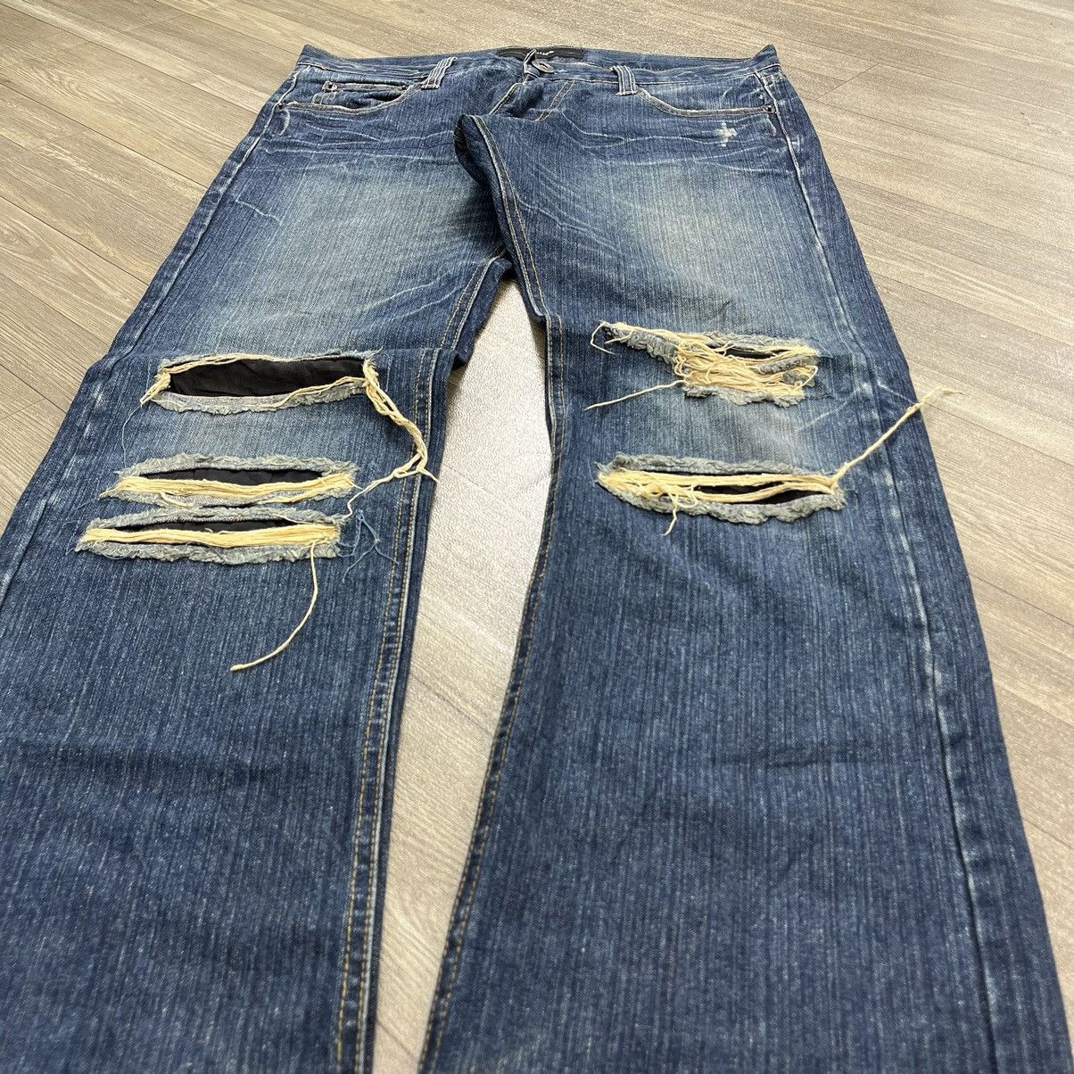 If Six Was Nine × Japanese Brand × Le Grande Bleu (L.G.B.) Y2K I ☠️ Rock Limited Distressed Skulls Blue Jeans Lgb Goa Size US 34 / EU 50 - 16 Thumbnail