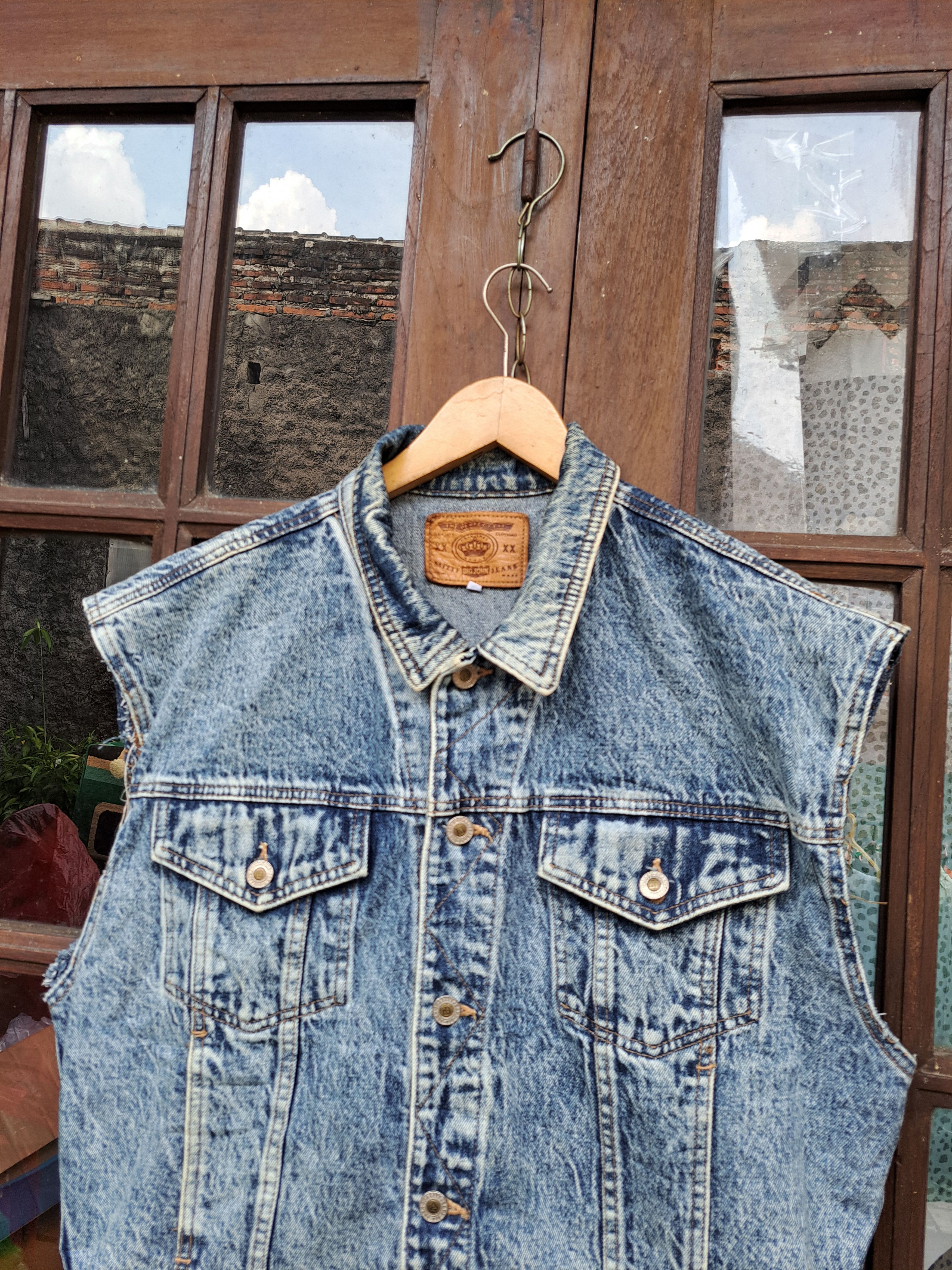 Big John Vintage BIG JOHN Vest Denim Buckle Back Mens LL Size US L / EU 52-54 / 3 - 3 Thumbnail