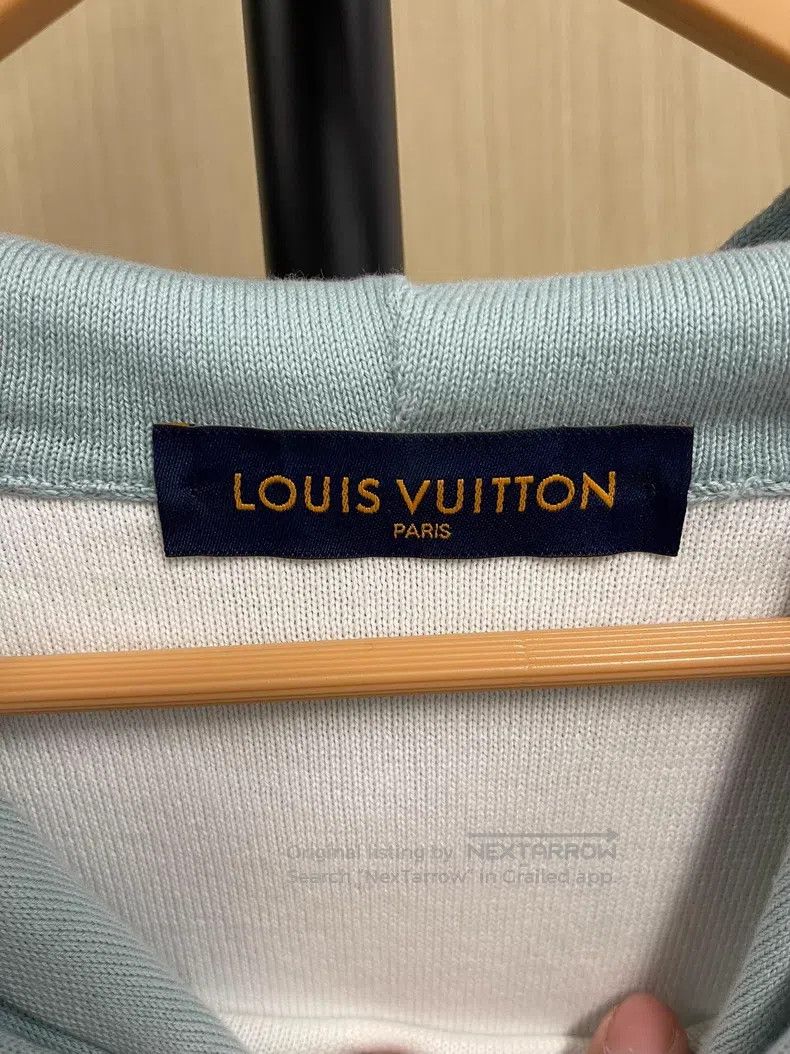 Louis Vuitton Louis Vuitton Ice Blue Gradient Reading Hoodie Size US L / EU 52-54 / 3 - 3 Thumbnail