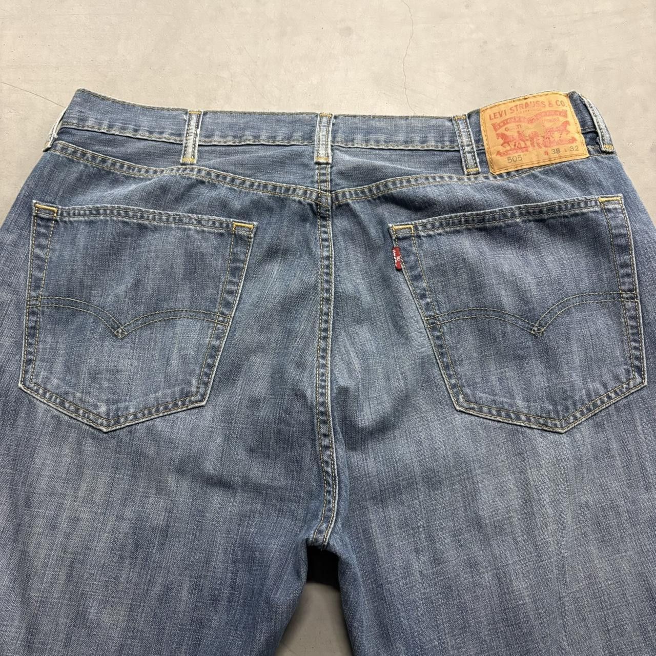 Levi's Crazy Vintage Y2K/2000s Baggy Levis 505 Streetwear Medium Wash Denim Jeans! Size US 38 / EU 54 - 7 Thumbnail