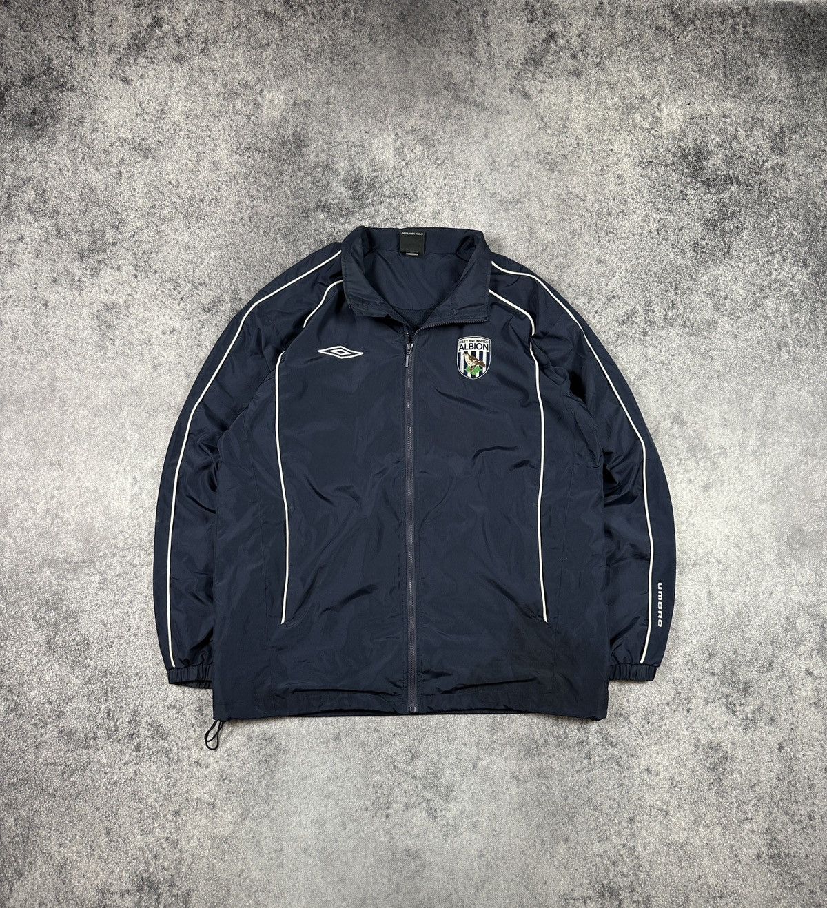 Umbro Vintage West Bromwich Albion Umbro Soccer Jacket L Rare Size US L / EU 52-54 / 3 - 1 Thumbnail