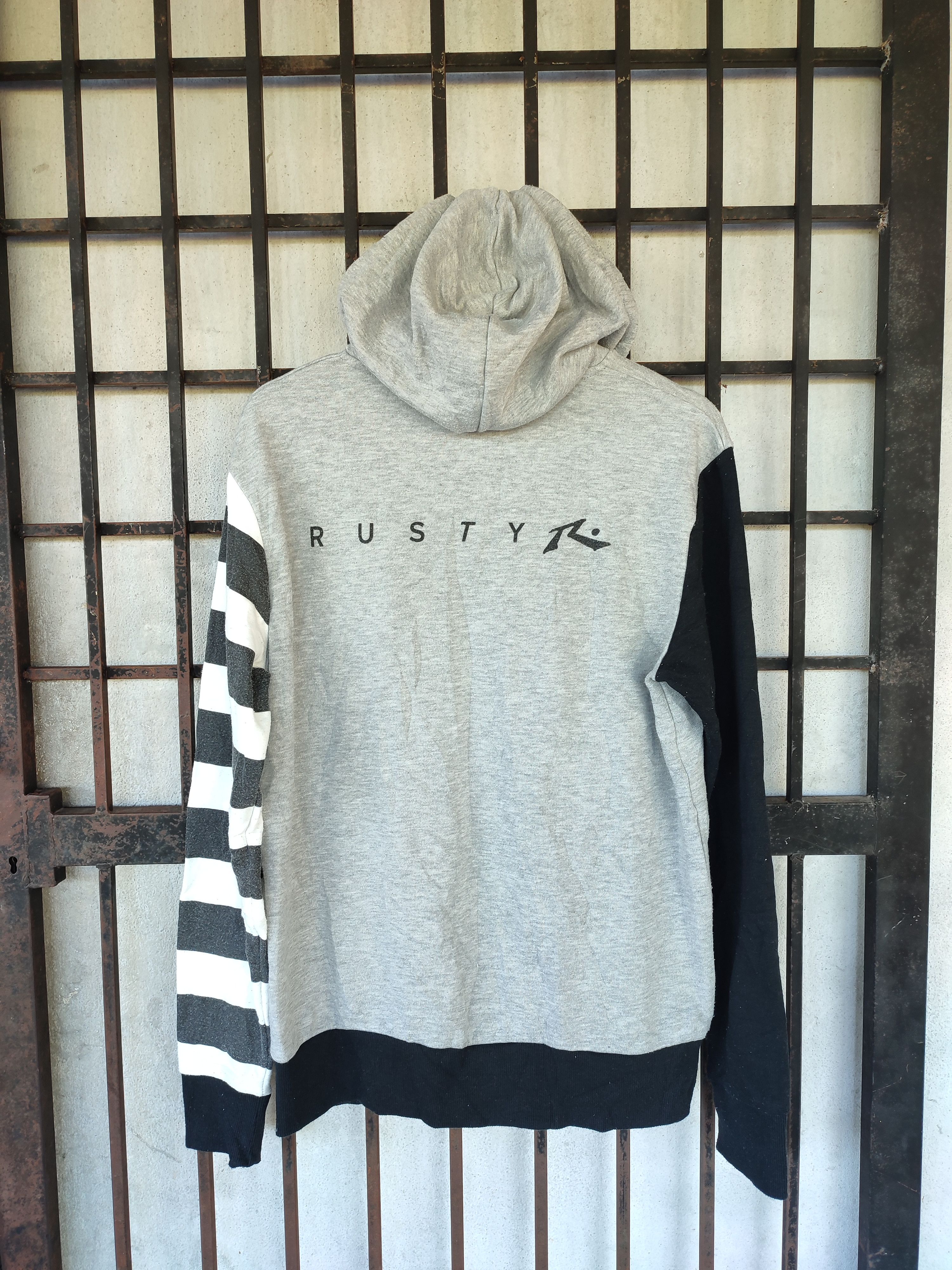 Japanese Brand × Rusty Vintage Rusty Supply Co. Skull Hoodies Size US M / EU 48-50 / 2 - 2 Thumbnail