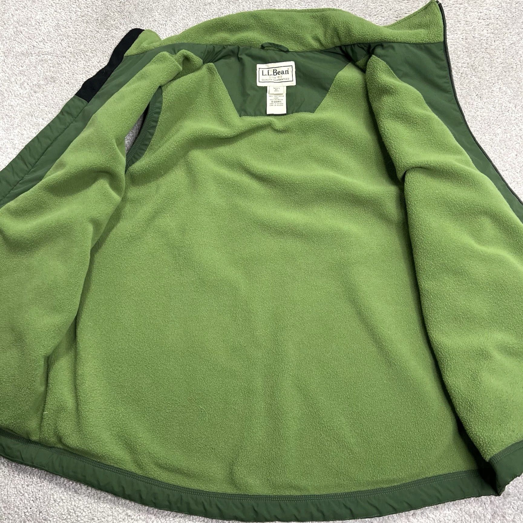 Vintage VINTAGE LL Bean Vest Mens XL Tall XLT Green Nylon Fleece Lined Full Zip Outdoors 0BDR5 Size US XL / EU 56 / 4 - 5 Thumbnail