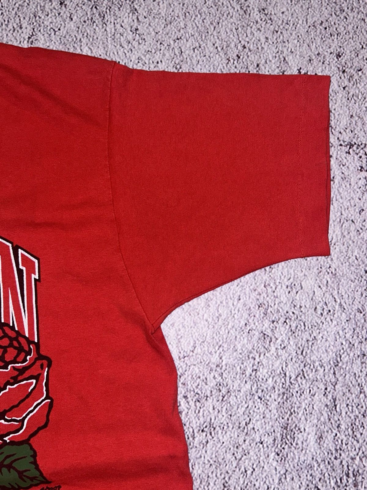 Vintage Vintage 1994 University of Wisconsin Badgers NCAA Rose Bowl Size US L / EU 52-54 / 3 - 8 Thumbnail