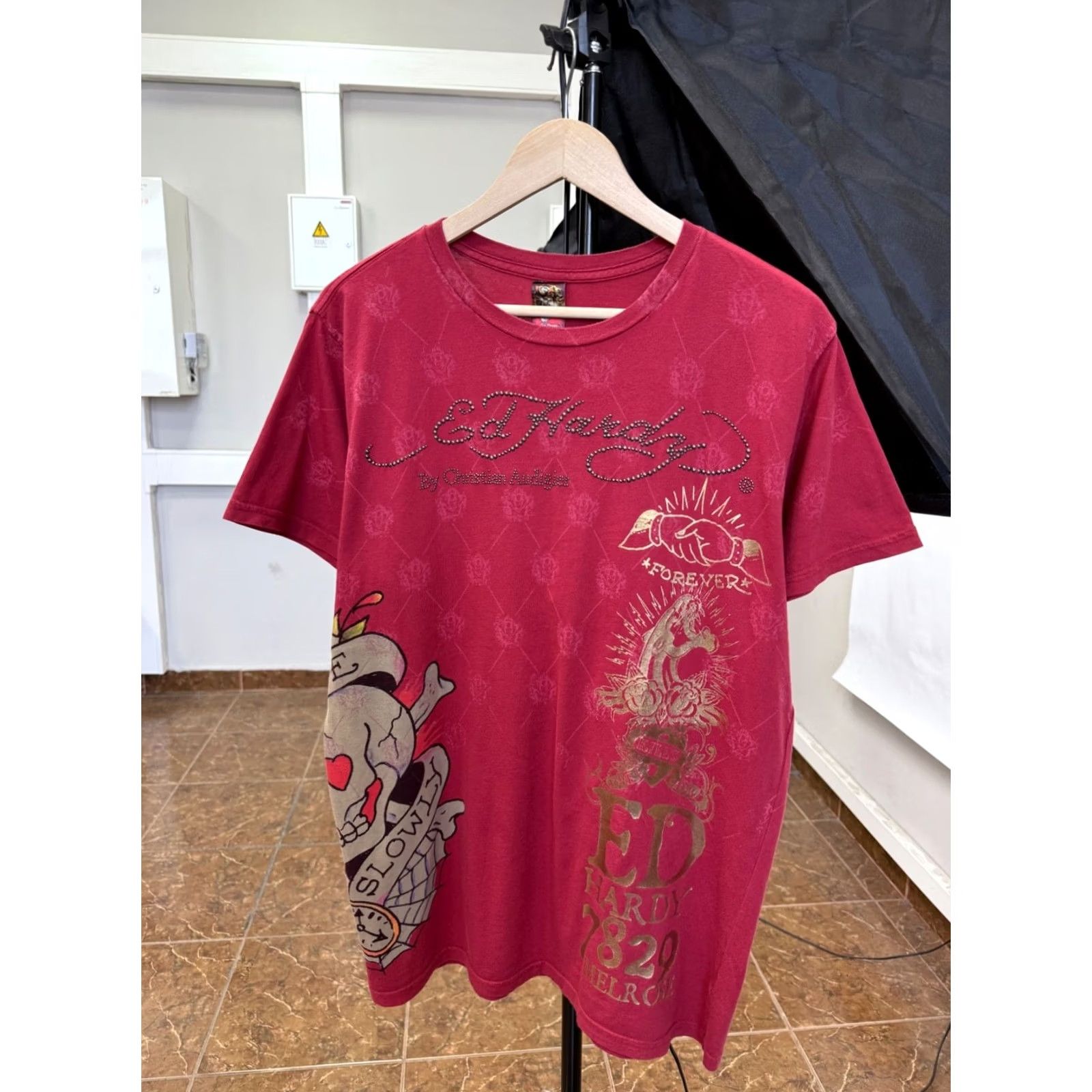 Ed Hardy VINTAGE ED Hardy T-Shirt Men L Red Retro 7829 Christian Audigier USA Sleeve Short Crew Neck cotton Size US L / EU 52-54 / 3 - 2 Thumbnail