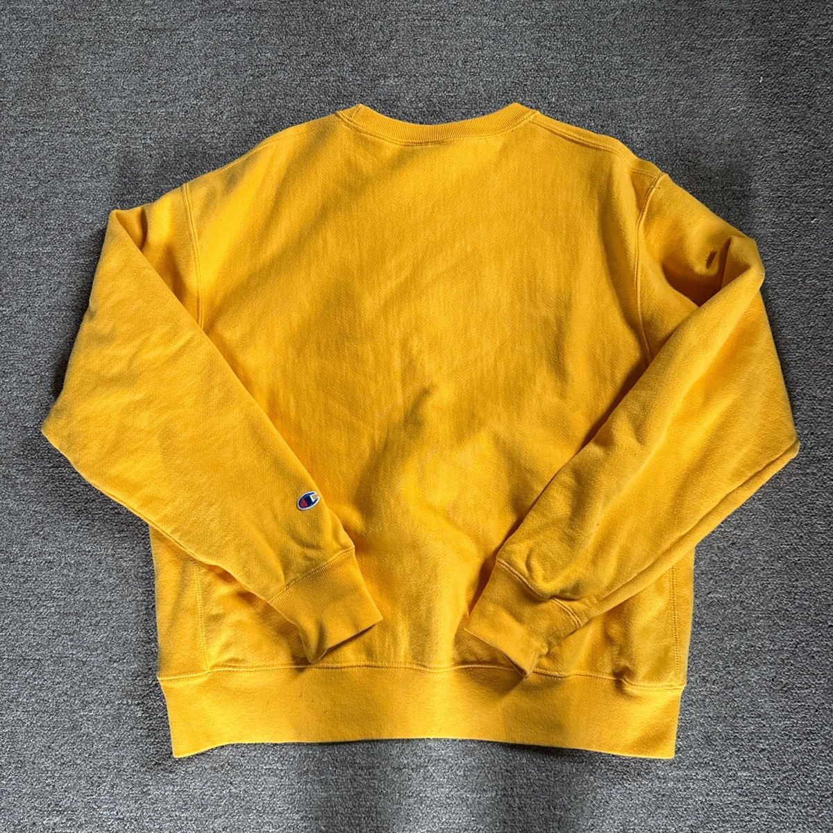 Champion Champion Y2K Vintage Embroidered Crewneck Sweatshirt Size US L / EU 52-54 / 3 - 2 Thumbnail