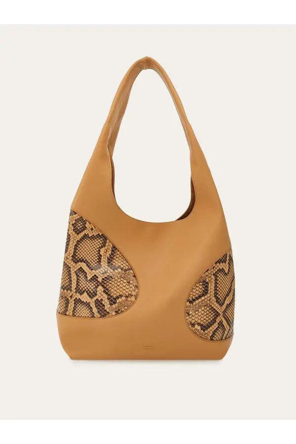 o1s1rm0924 Size: OS / Hobo Bag in Brown