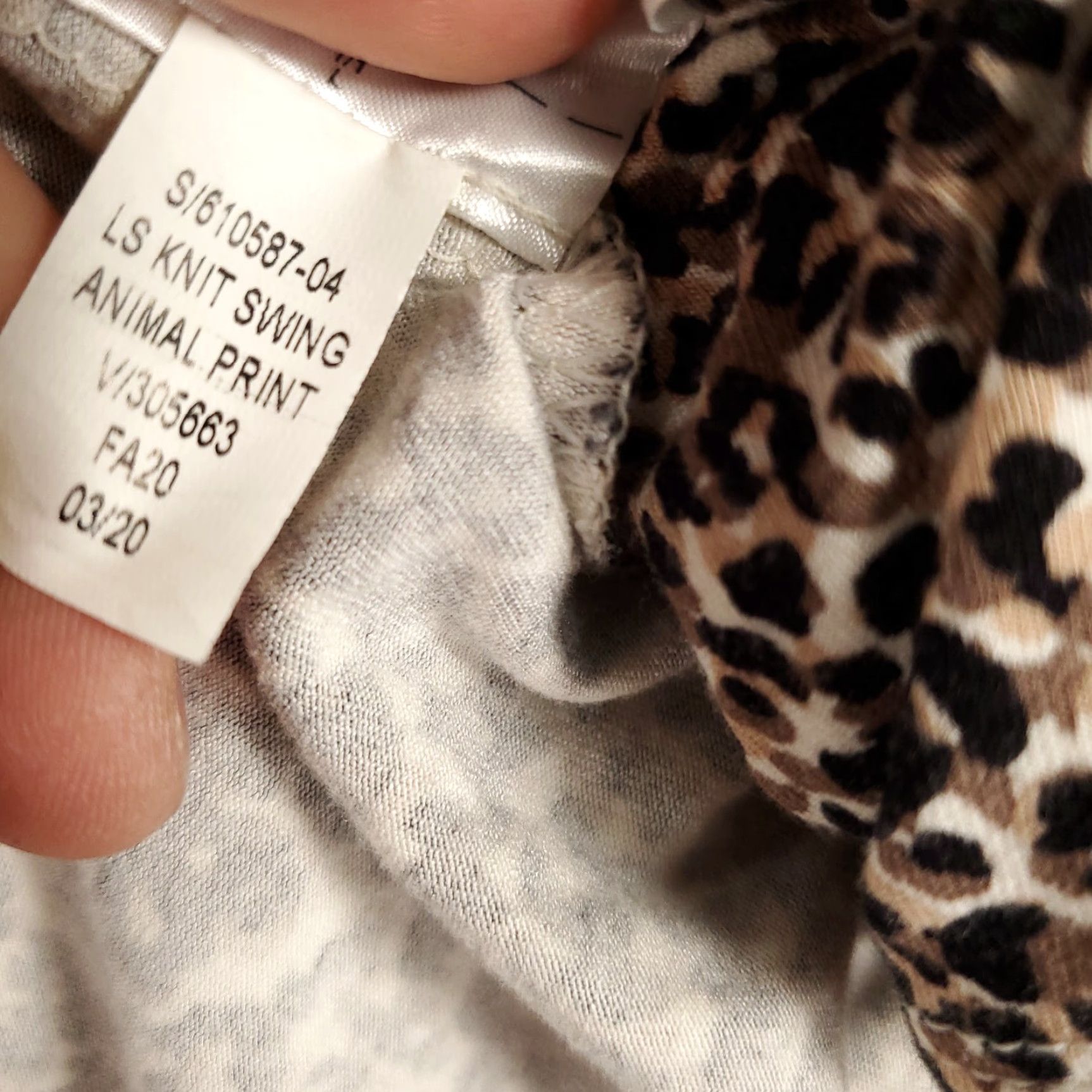 Old Navy Womens Animal Print Swing Dress Size Large Jaguar Leopard Knit Comfort Stretch Dress Multicolor Knee Length Old Navy Casual Size L / US 10 / IT 46 - 6 Thumbnail