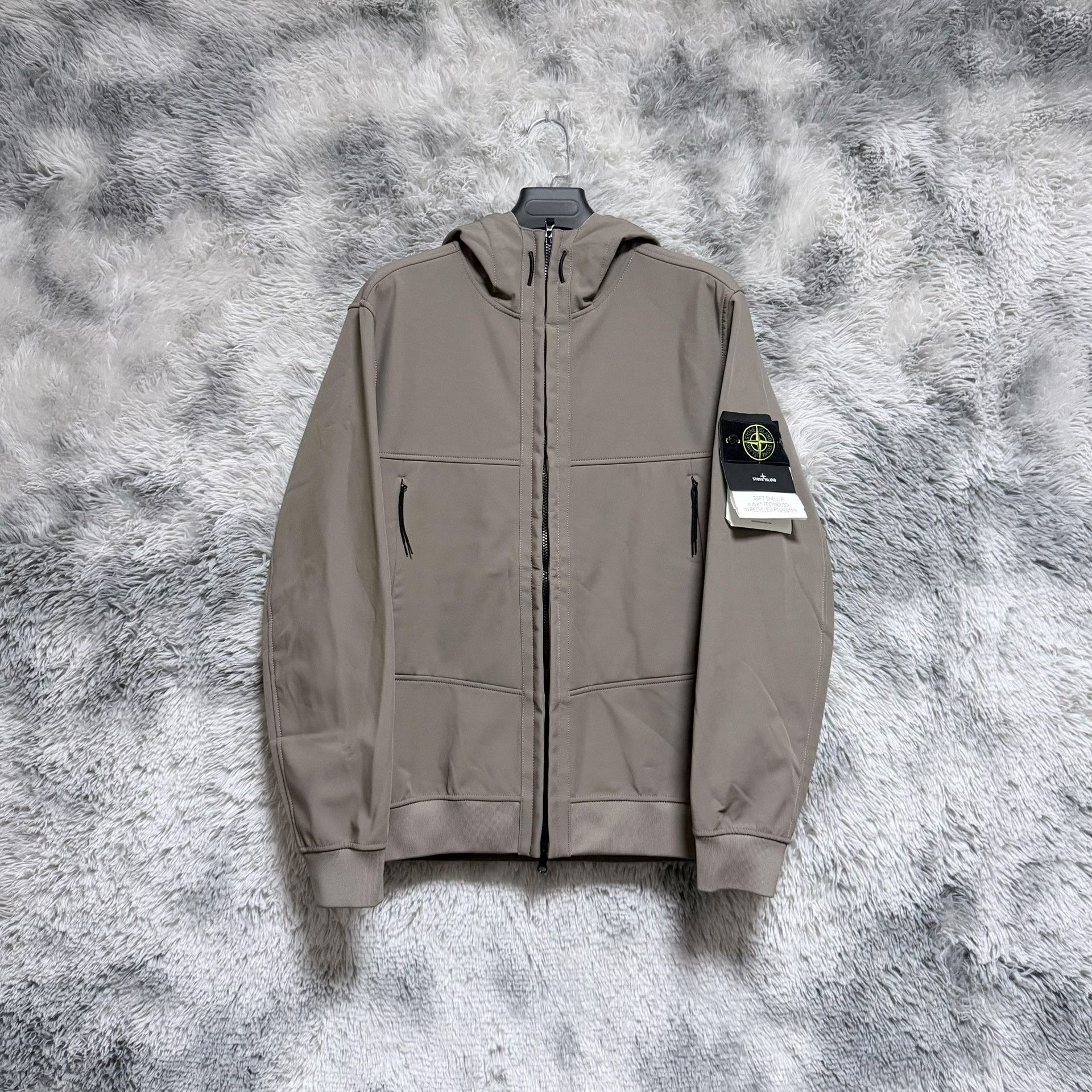 Stone Island Stone Island Beige Designer Casual Size US L / EU 52-54 / 3 - 1 Thumbnail