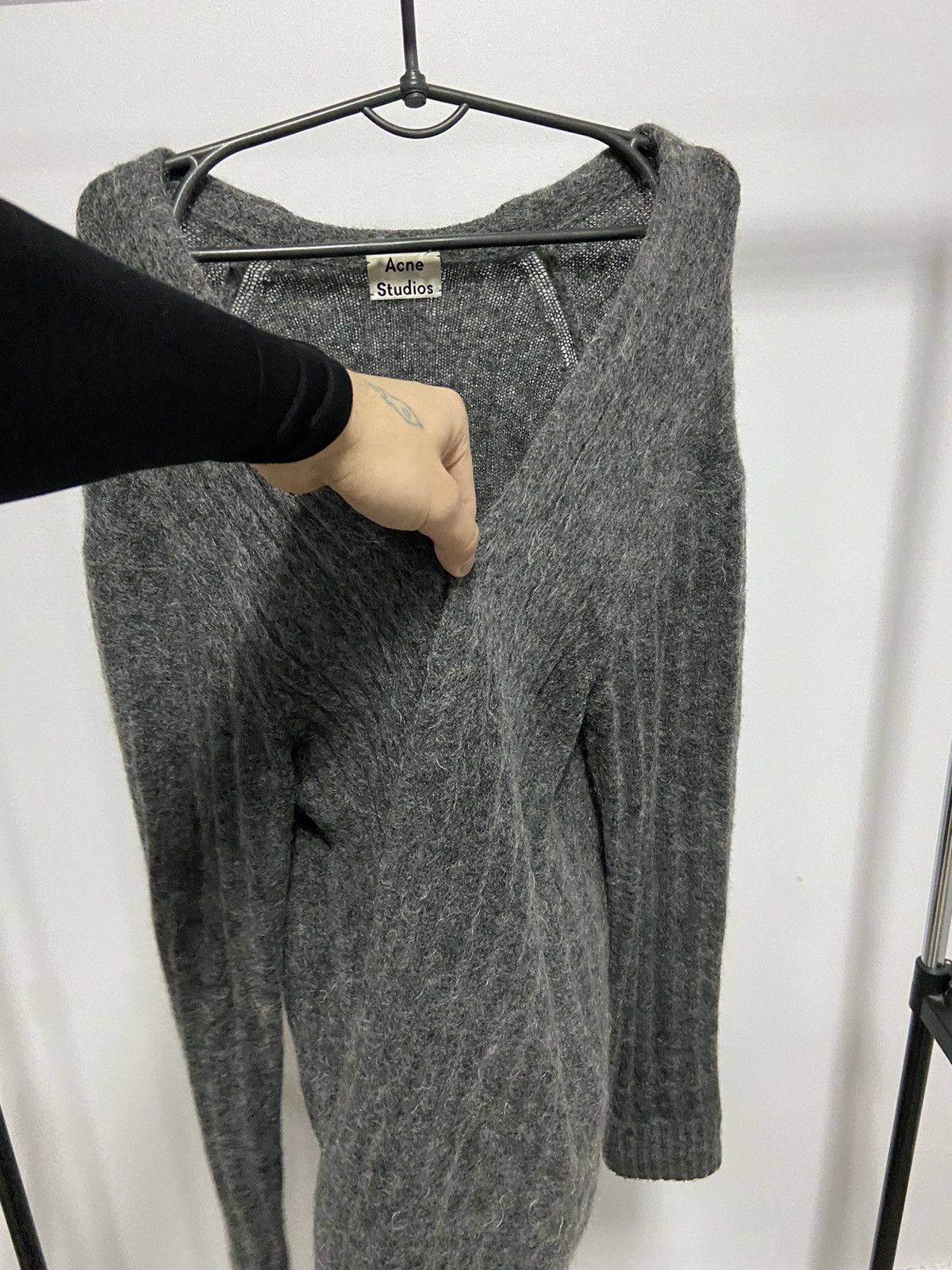 Acne Studios × Vintage Acne studios cardigan wool raya short rib paw14 vintage Size US S / EU 44-46 / 1 - 7 Thumbnail