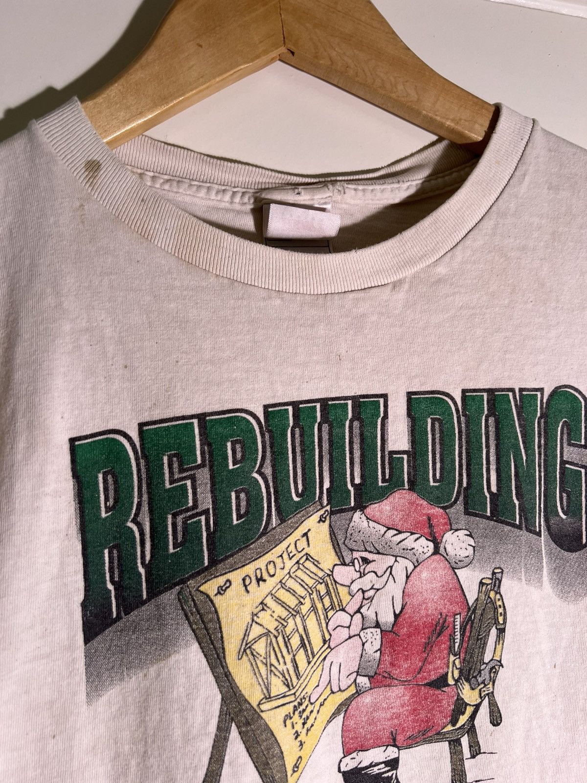 Vintage Y2K 2000’s VTG Vintage Rebuilding Santa Claus Retro T Shirt Size US L / EU 52-54 / 3 - 7 Thumbnail